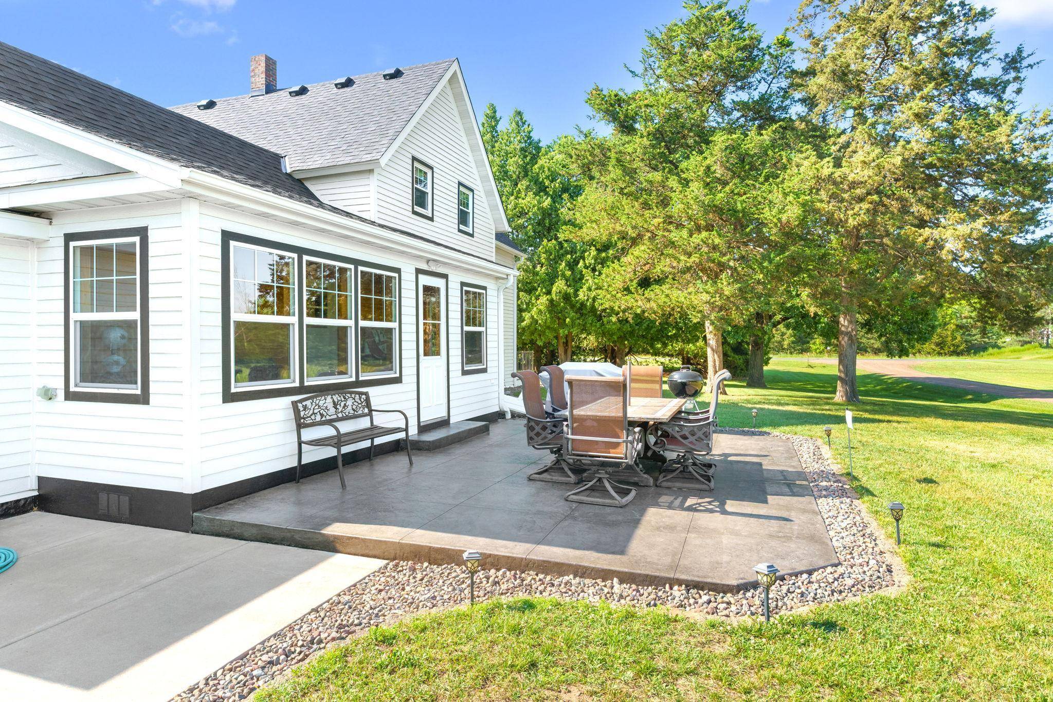 8946 285th AVE NE, North Branch, MN 55056