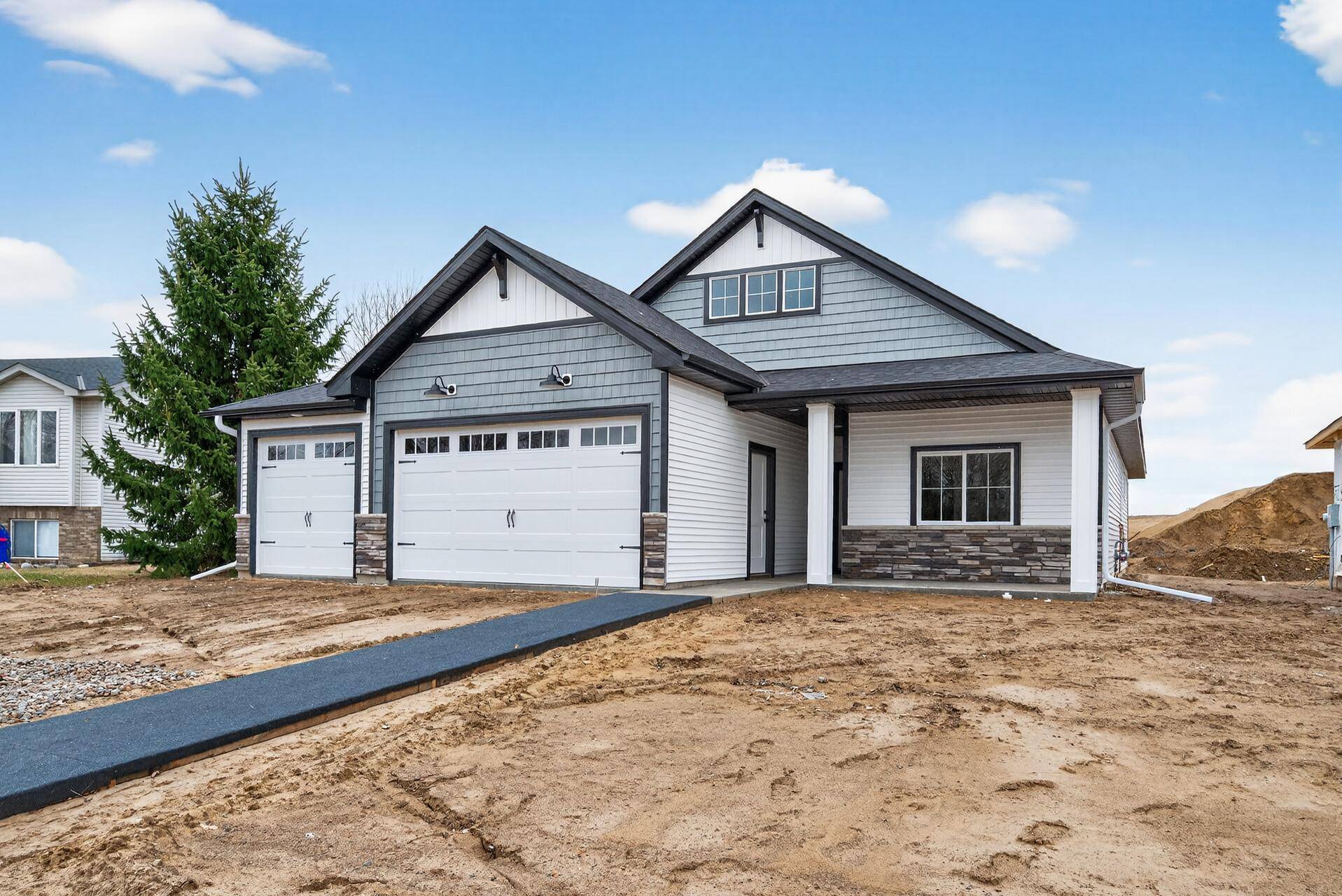 1531 Jefferson ST S, Cambridge, MN 55008