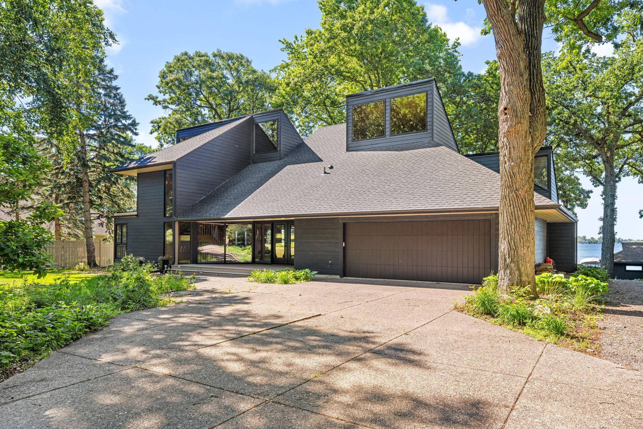1308 Woodlawn BCH, Buffalo, MN 55313
