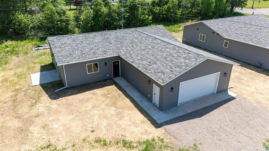 1402 John RD, Cloquet, MN 55720