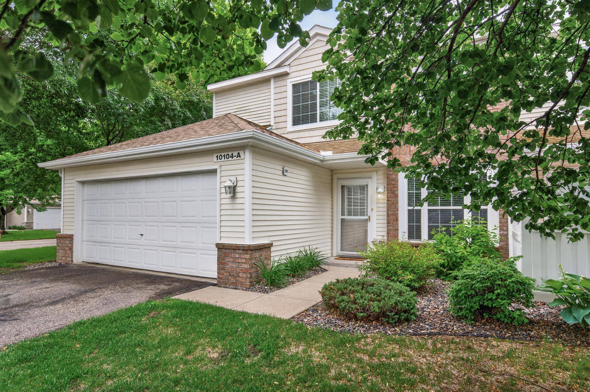 10104 Fillmore ST NE #A, Blaine, MN 55434