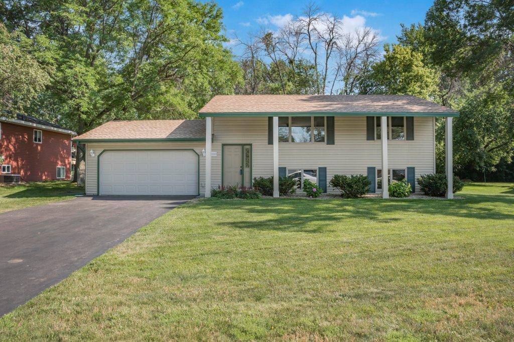 9109 Erickson CT N, Brooklyn Park, MN 55428