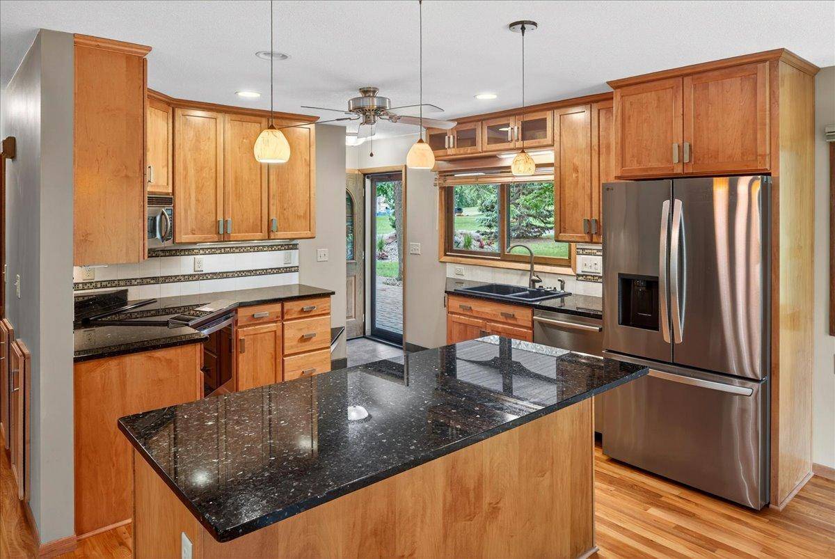 18420 Bates ST, Dayton, MN 55327