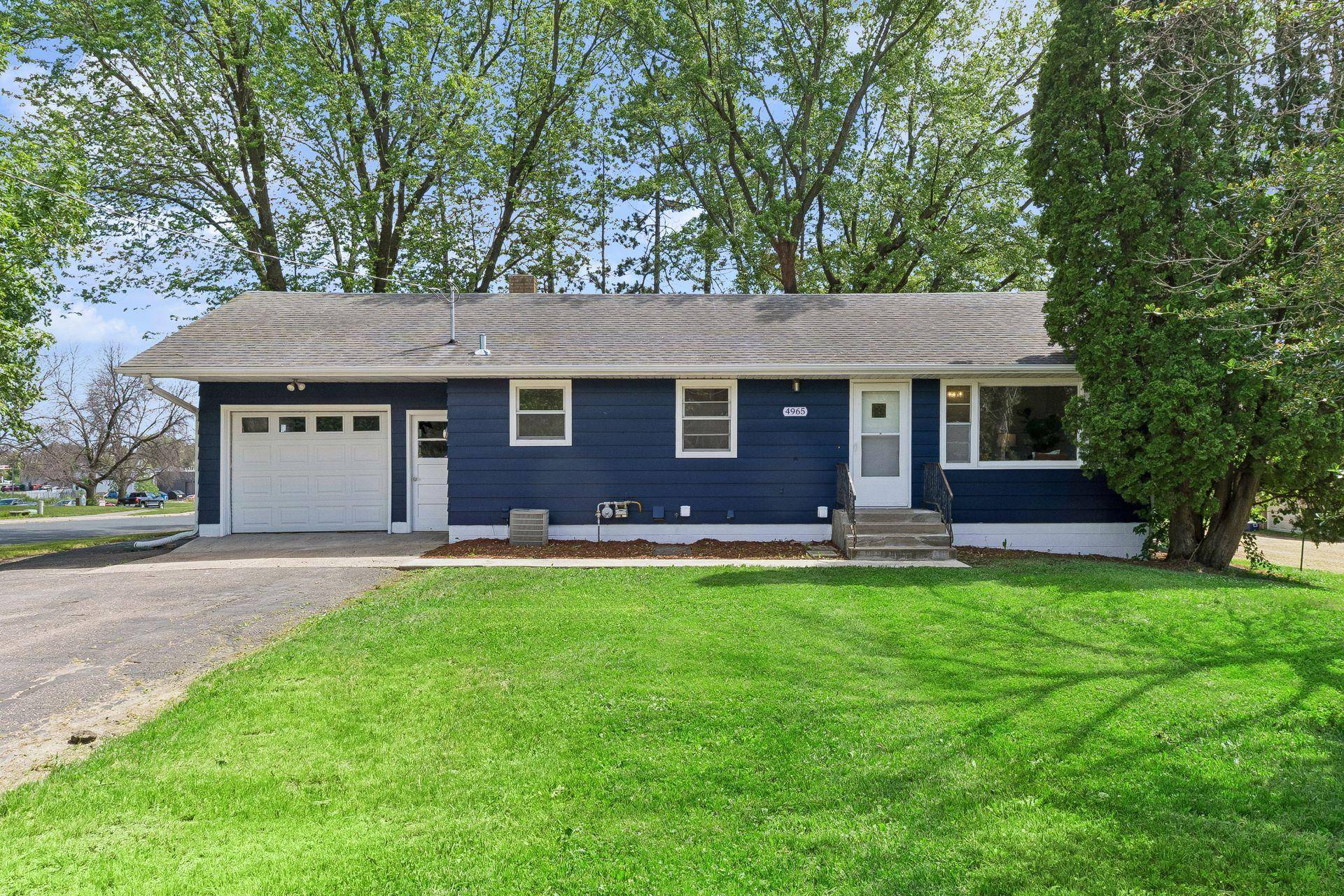 4965 Main ST E, Maple Plain, MN 55359