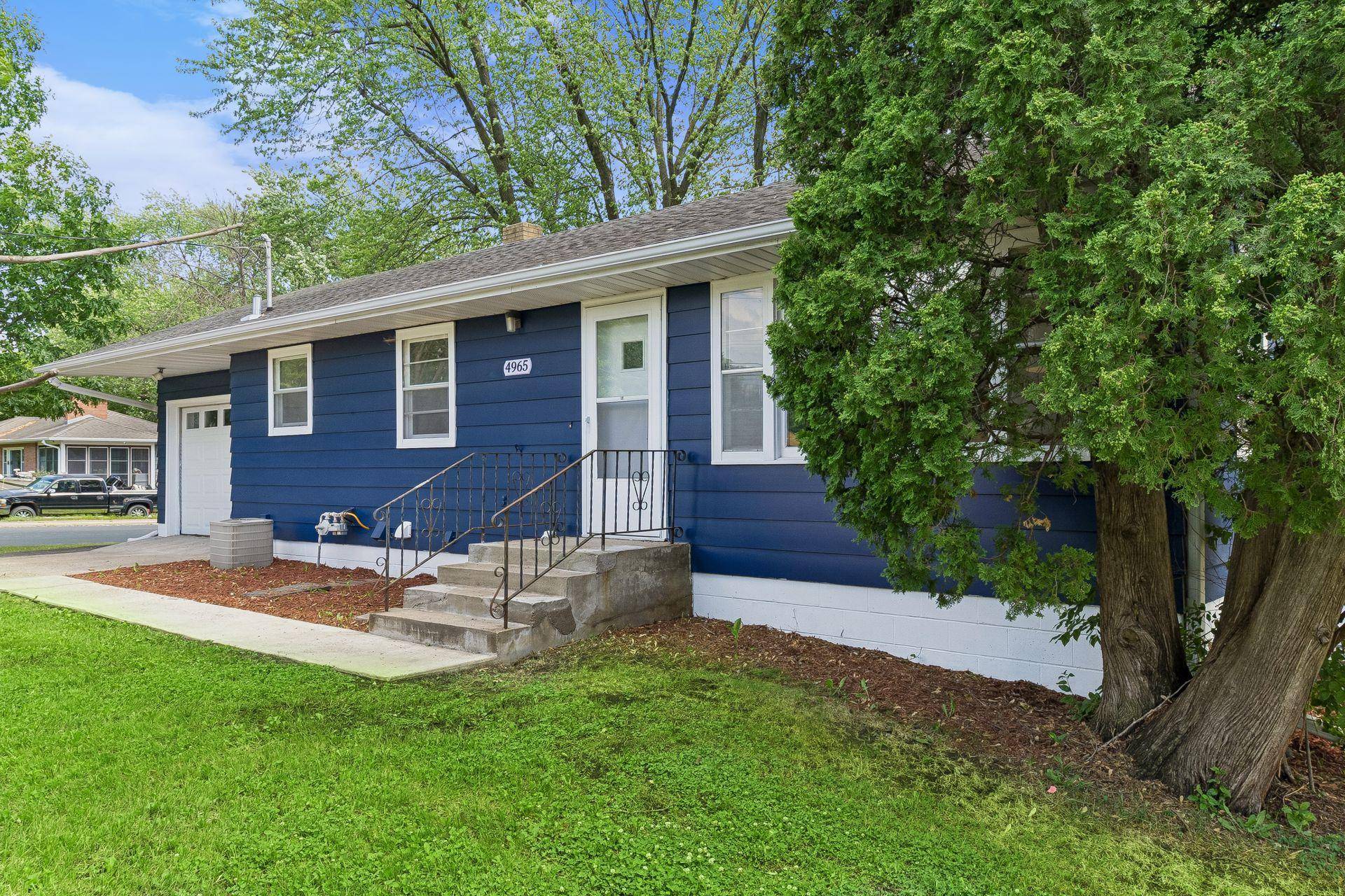 4965 Main ST E, Maple Plain, MN 55359