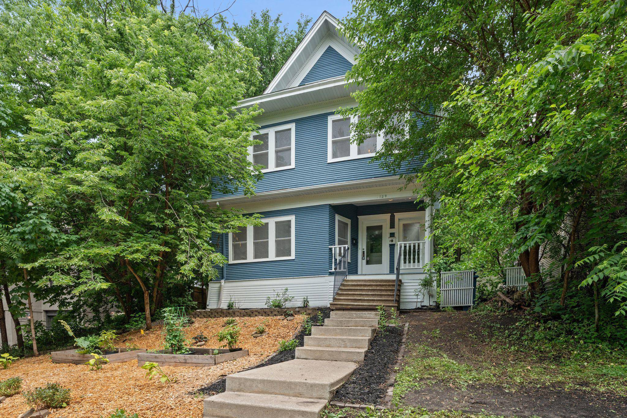 129 Arthur AVE SE, Minneapolis, MN 55414