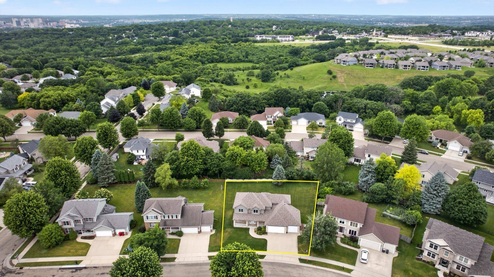 2043 Hightop PL NE, Rochester, MN 55906