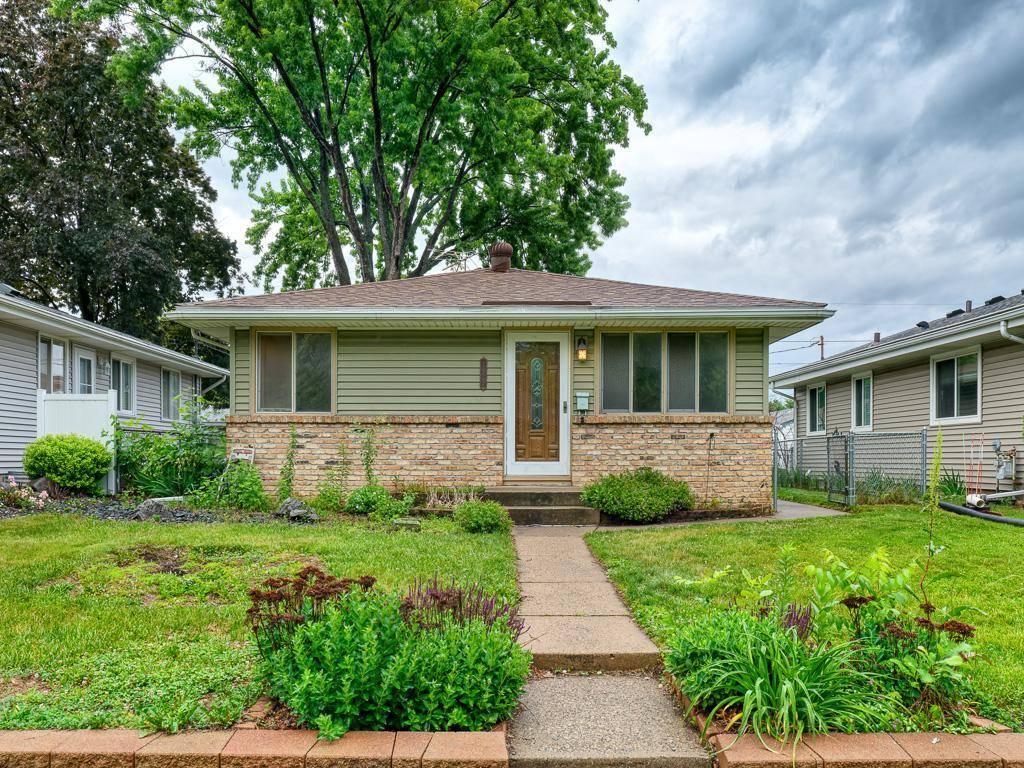 1625 Mclean AVE, Saint Paul, MN 55106