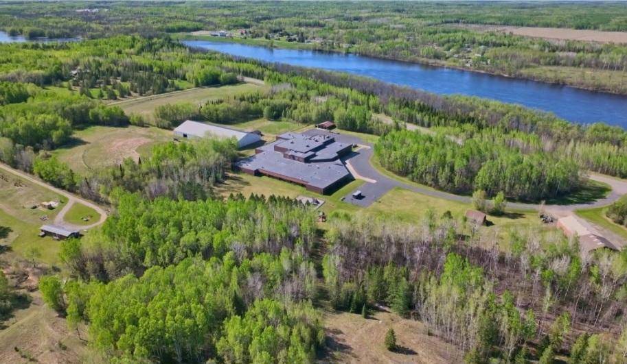 8560 State Highway 11 SE, Baudette, MN 56623