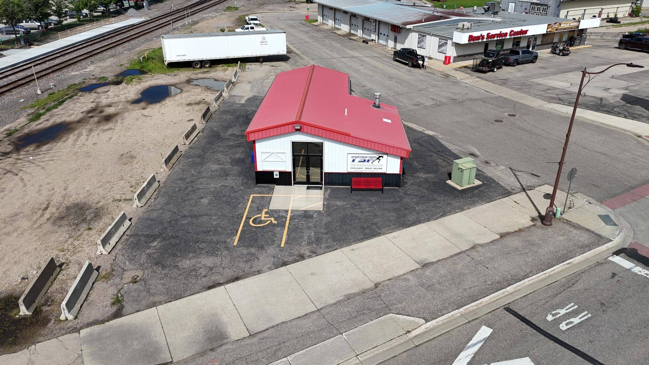 600 N Washington AVE, Detroit Lakes, MN 56501