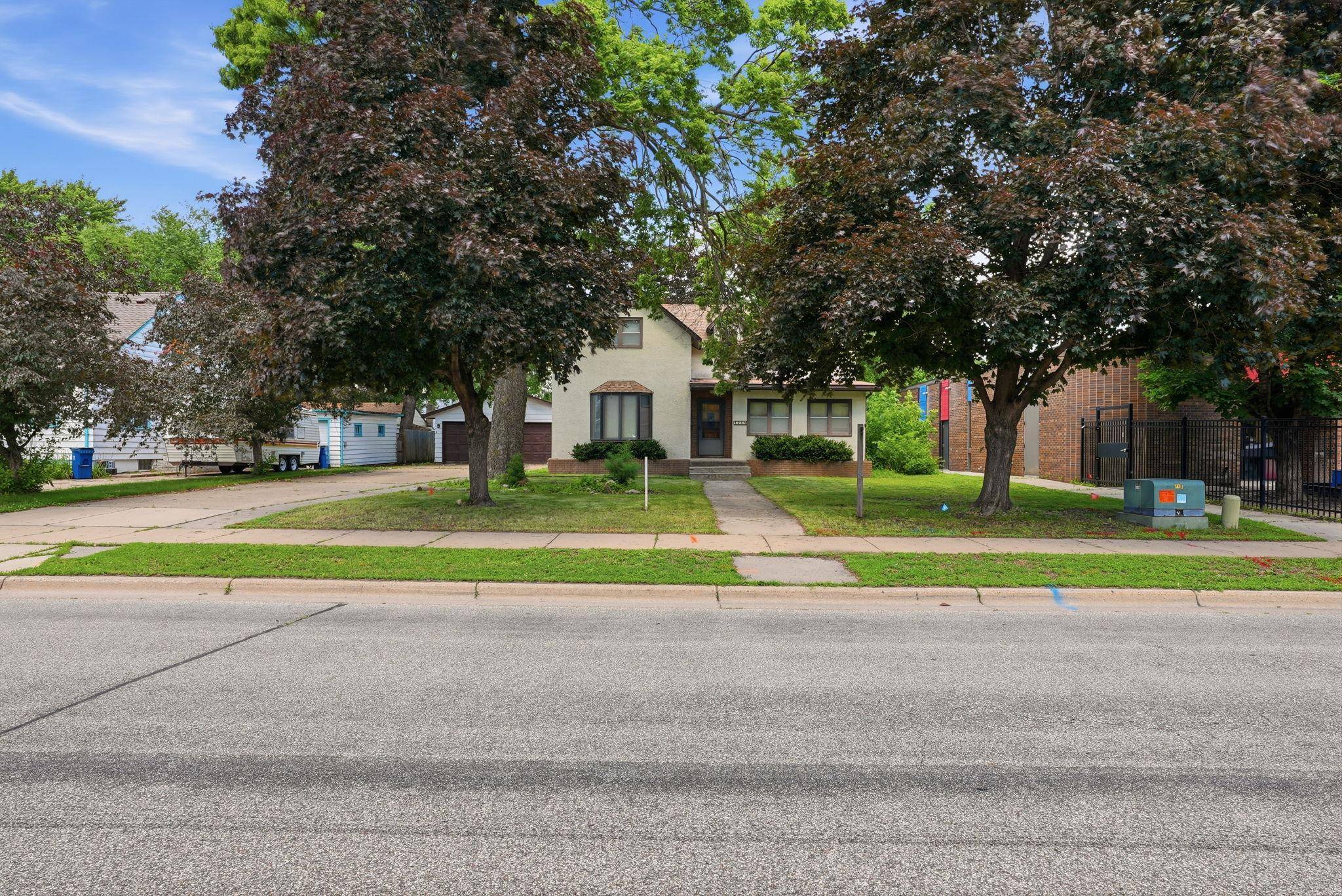 1218 4th ST NW, Elk River, MN 55330