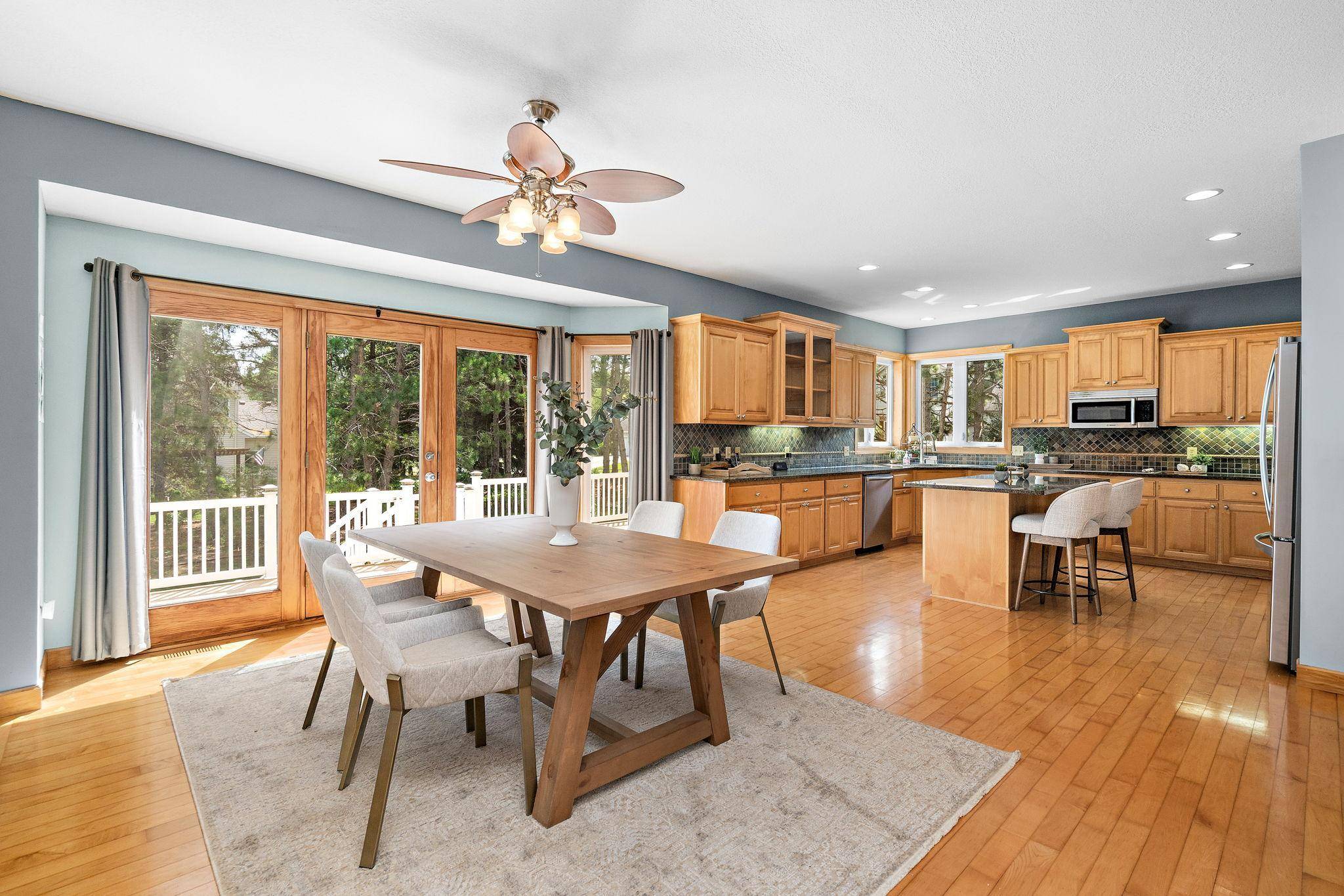 8197 Drexel CT, Eden Prairie, MN 55347