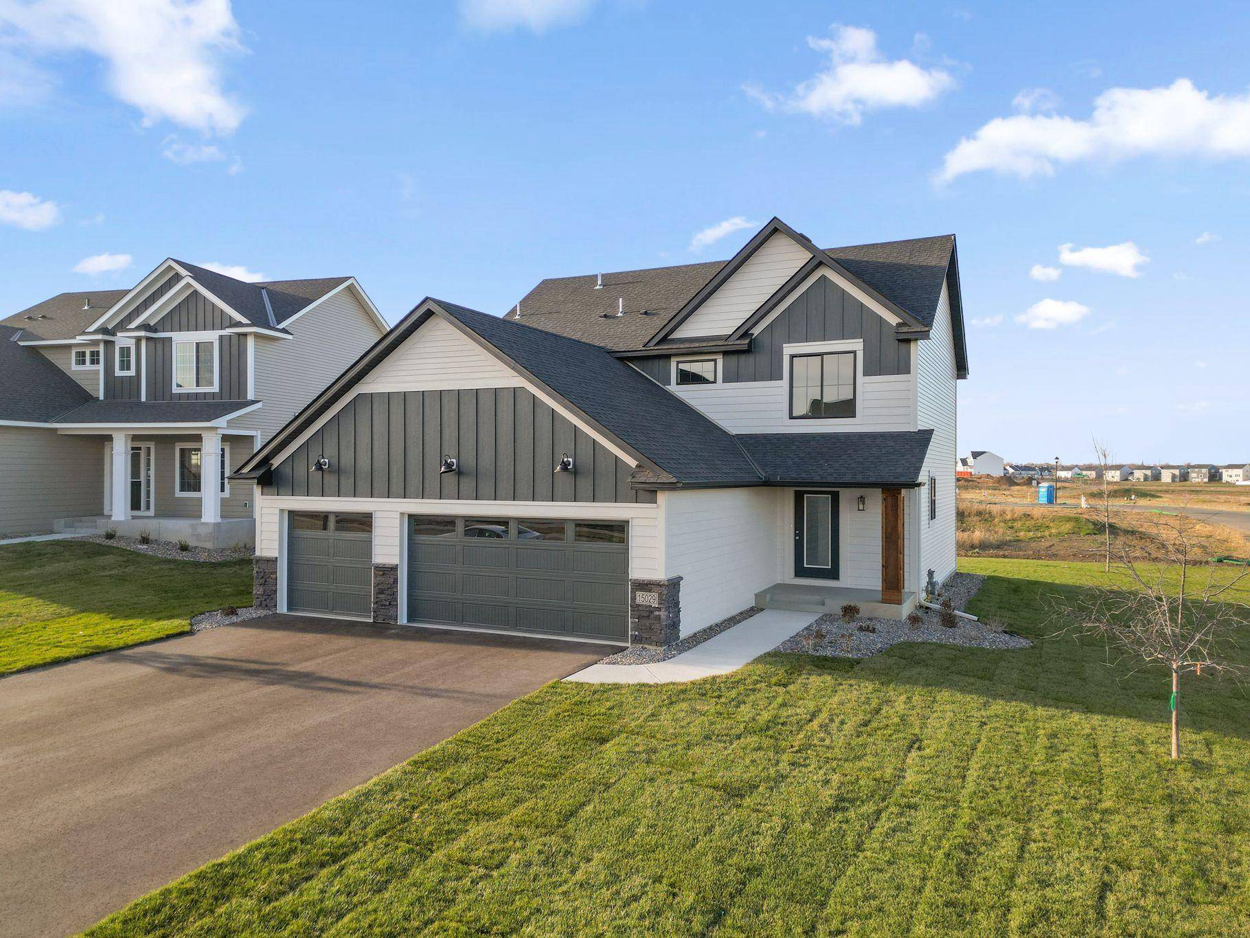15029 Ardmullivan LN, Rosemount, MN 55068