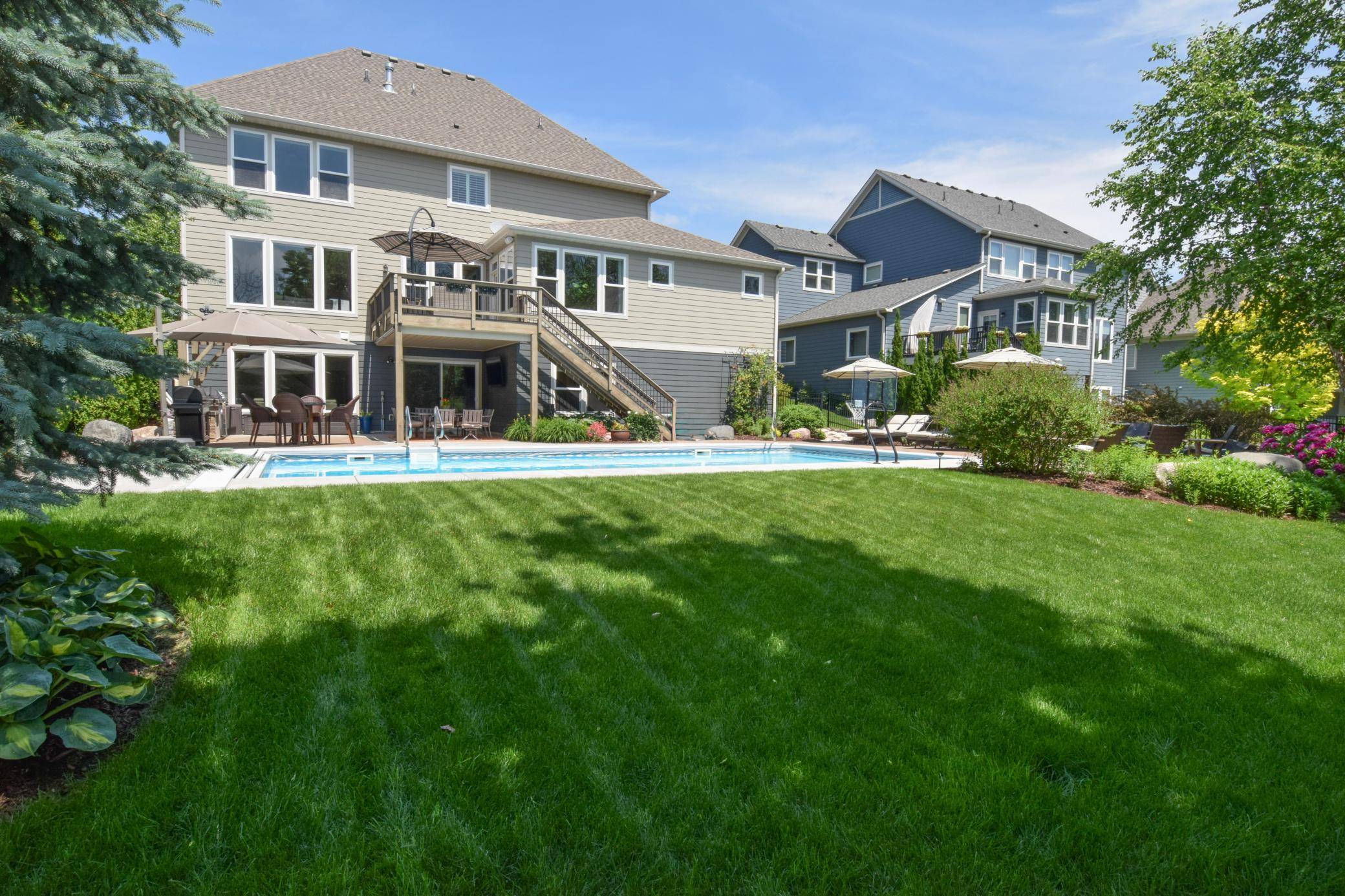 10809 Brookside TRL N, Champlin, MN 55316