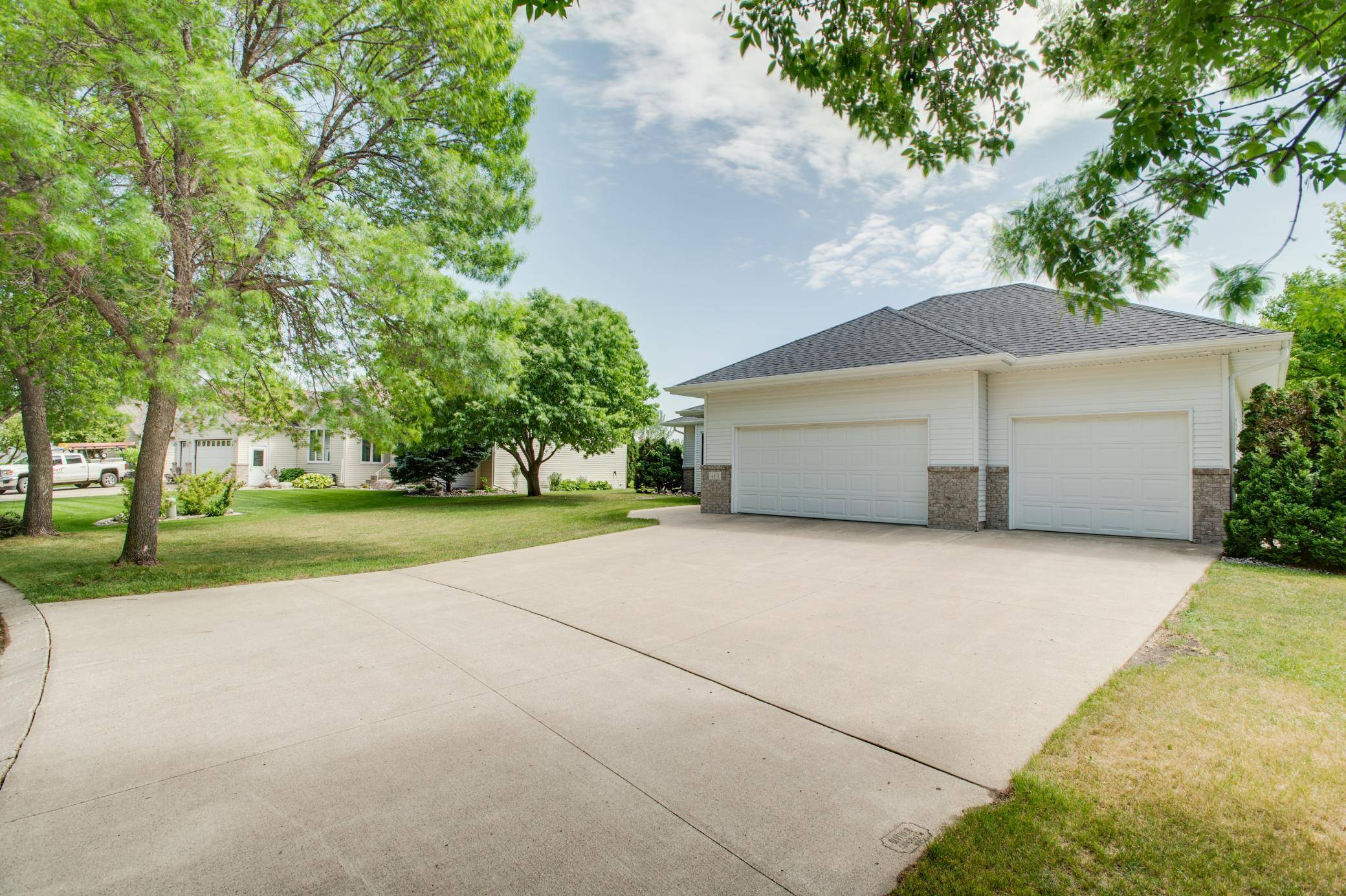 463 42nd AVE S, Moorhead, MN 56560