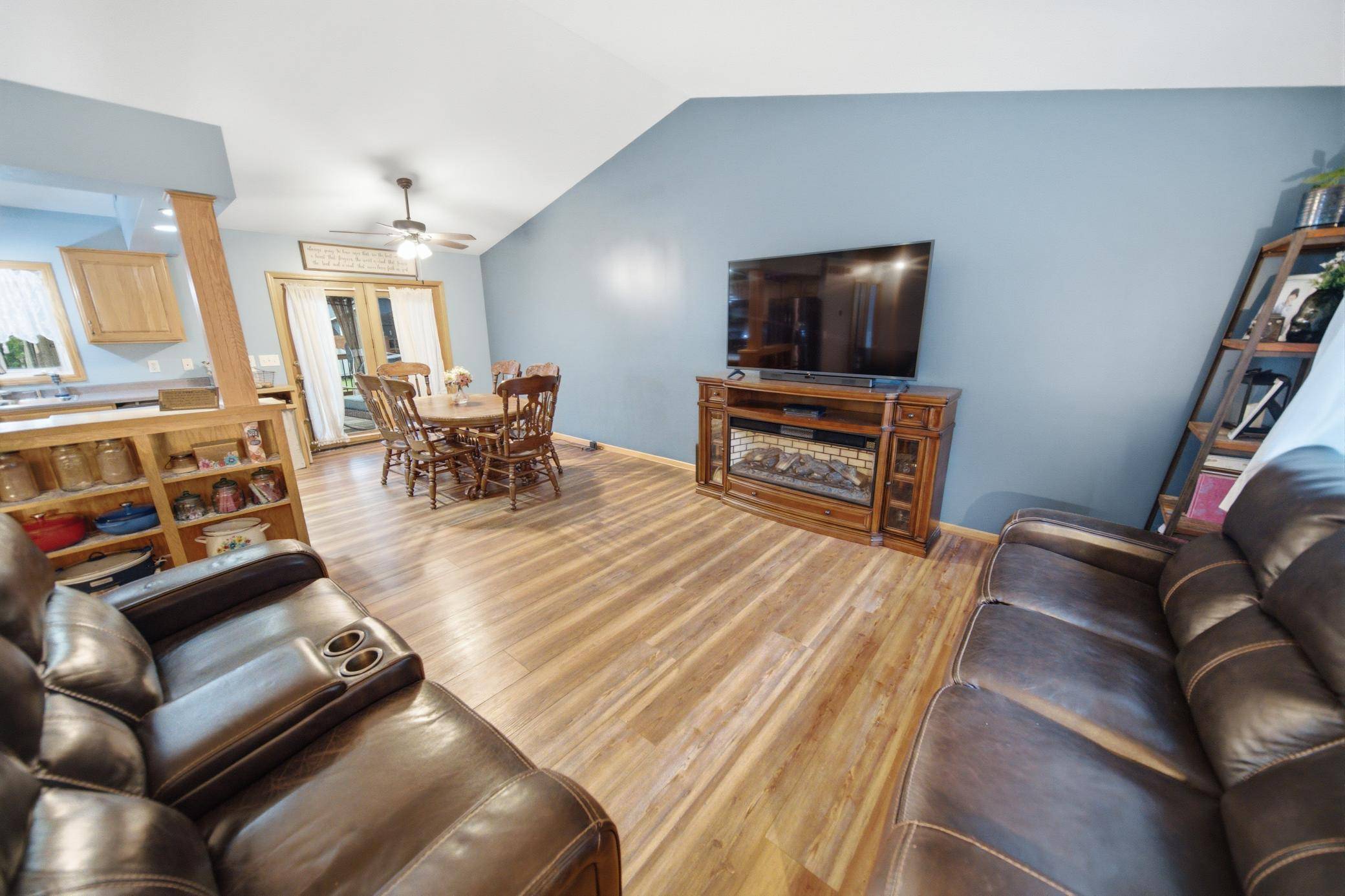 604 13th AVE NW, Kasson, MN 55944