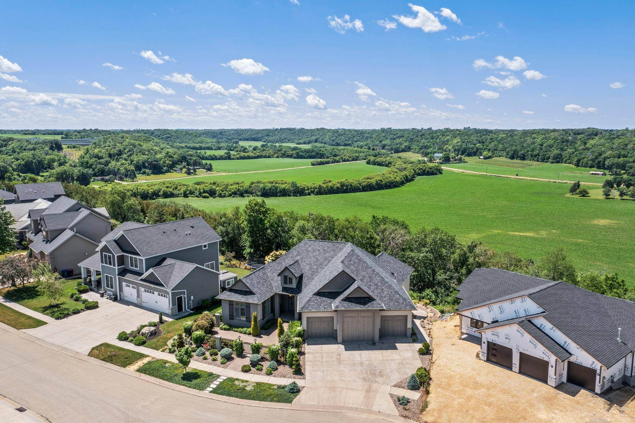 4999 Chalet CT, Red Wing, MN 55066