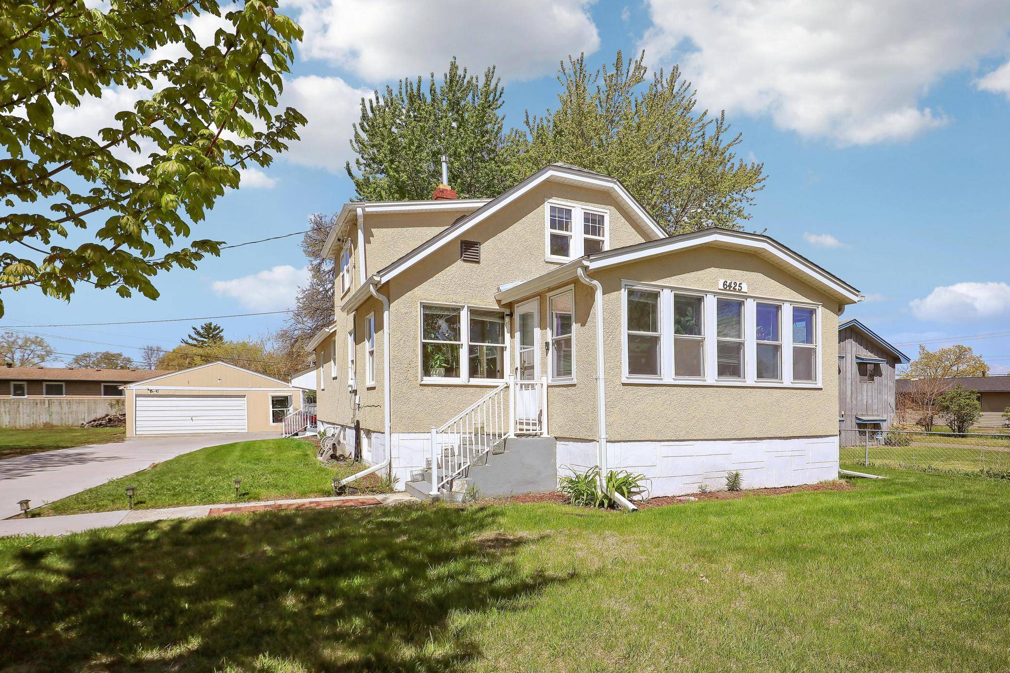 6425 Fremont AVE N, Brooklyn Center, MN 55430