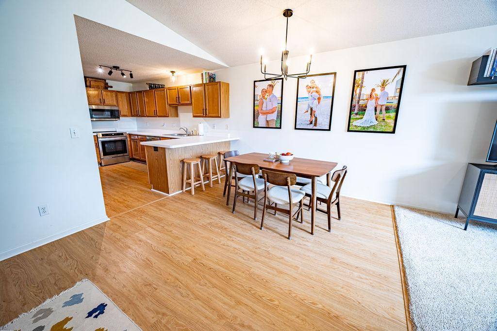 1352 Carriage DR #C, Hudson, WI 54016