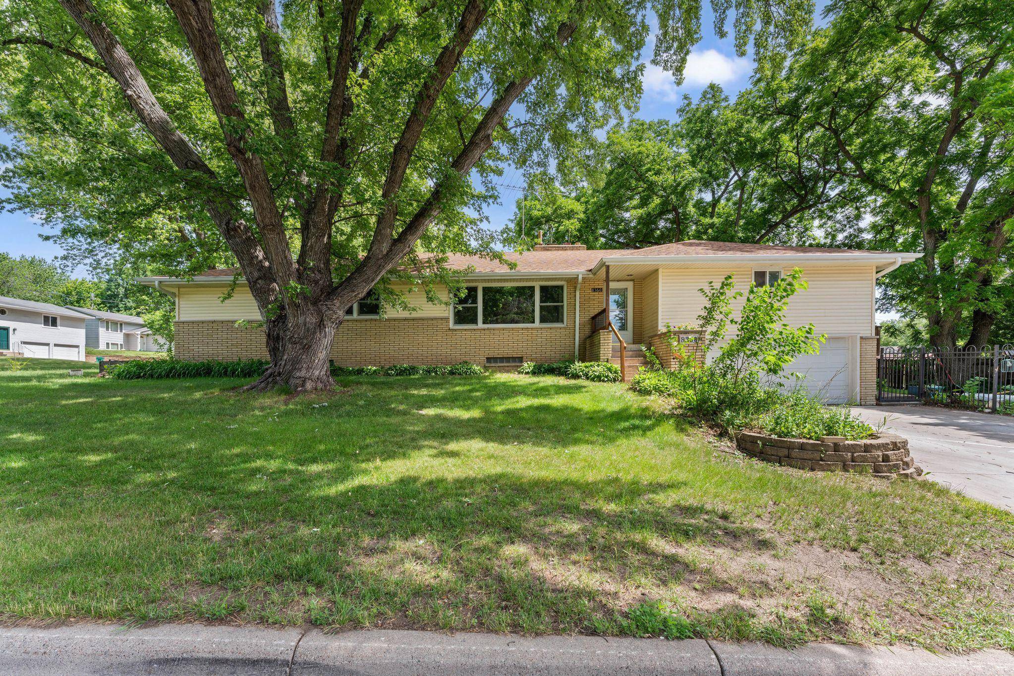 8360 Cedar ST, Rockford, MN 55373