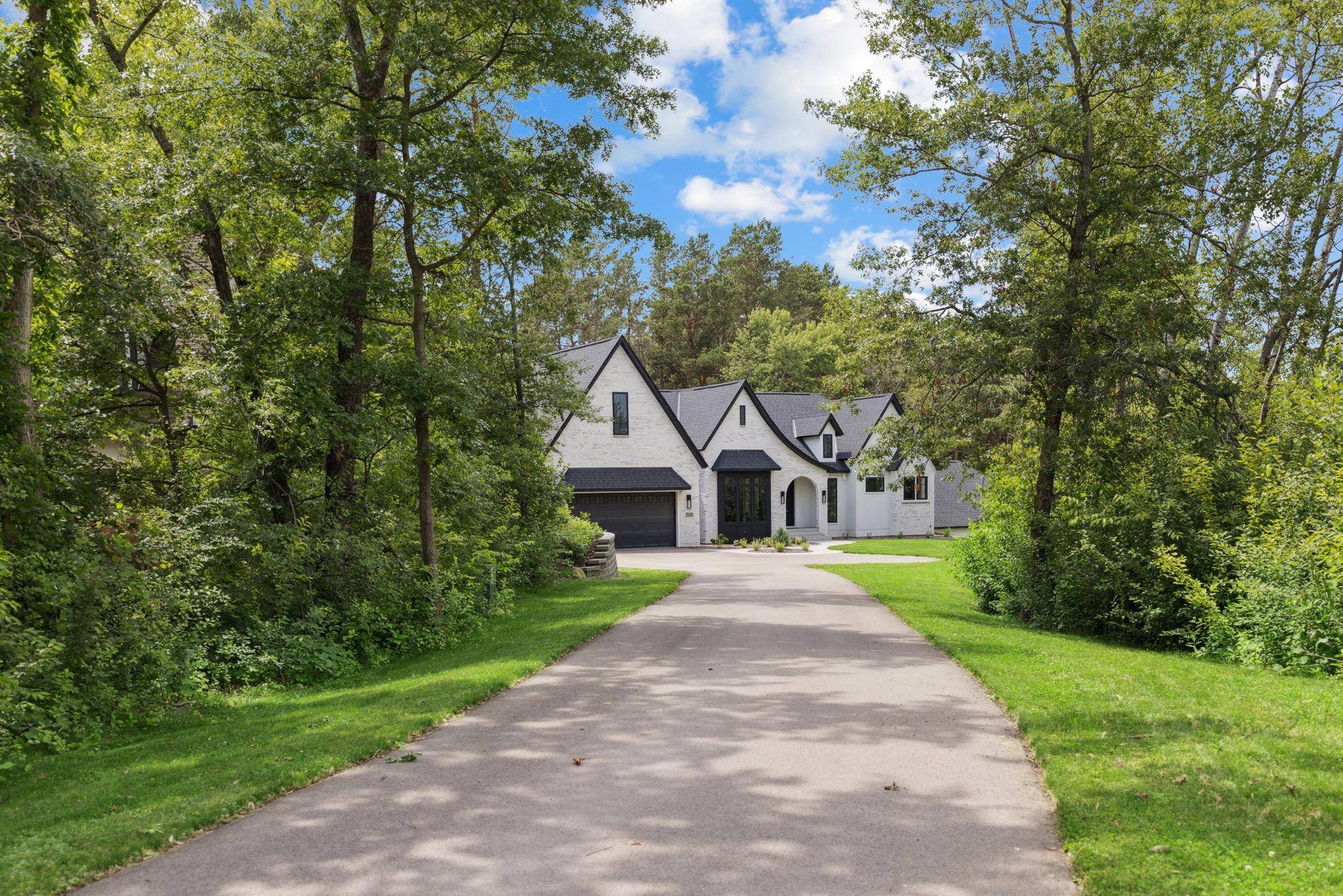 5736 57th Street CV N, Lake Elmo, MN 55042