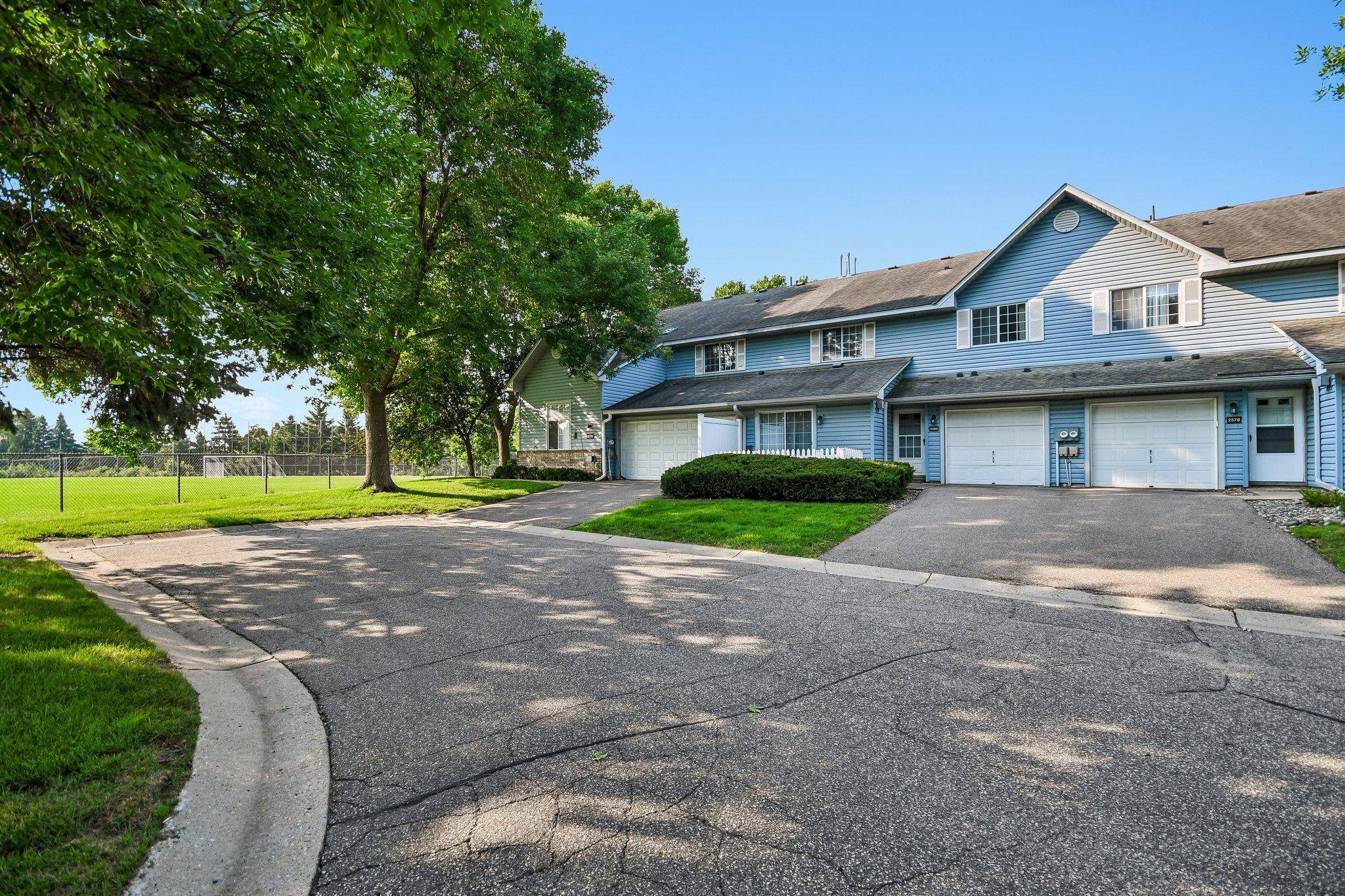 2580 Bedford CT #16, Mendota Heights, MN 55120