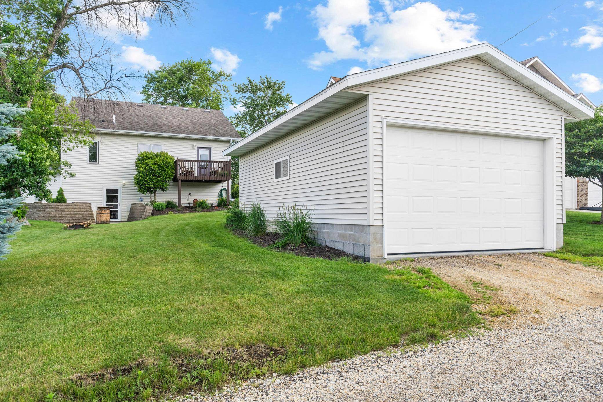208 High AVE, Wanamingo, MN 55983