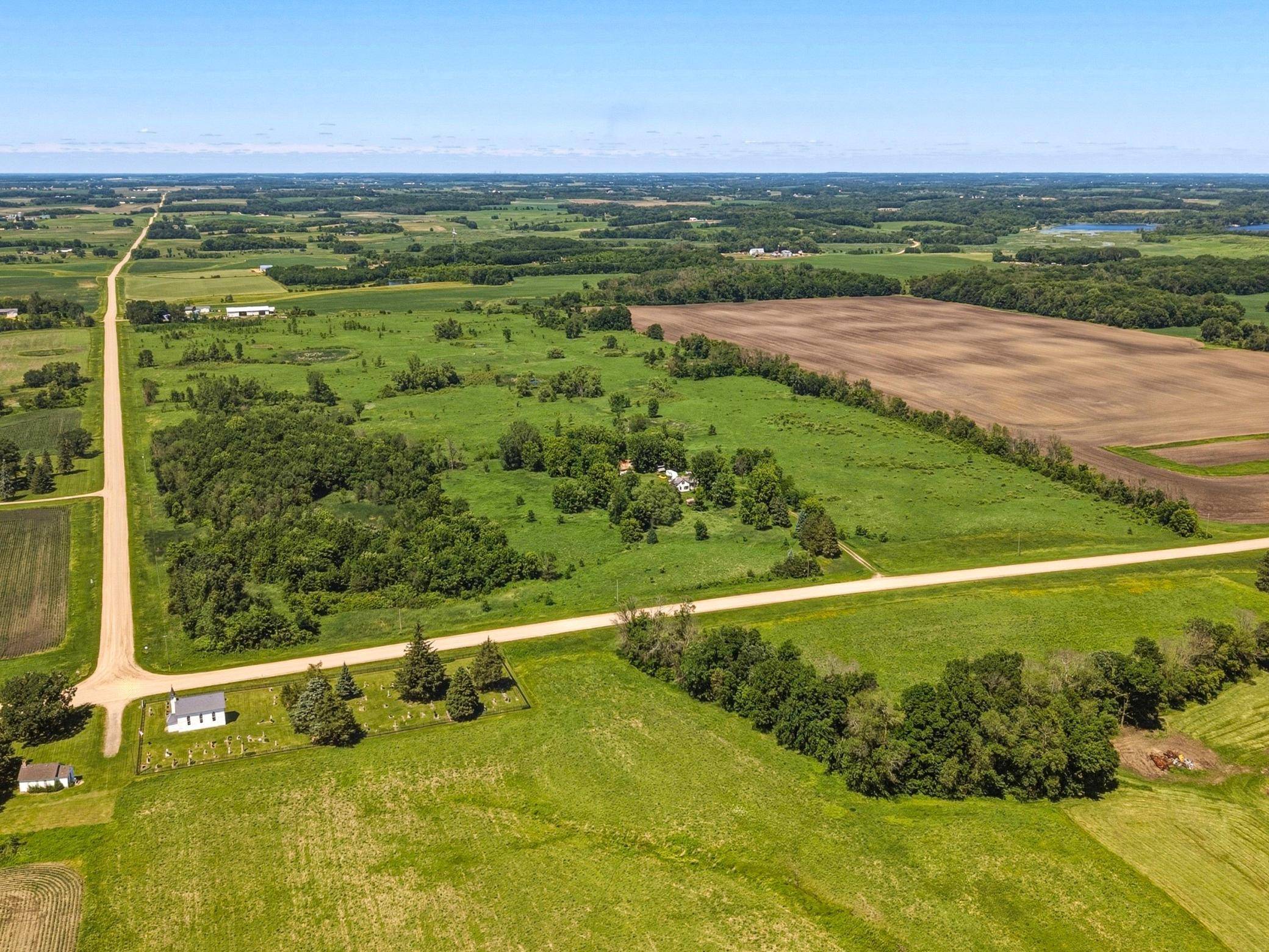 10821a 160th ST W, Kilkenny, MN 56052