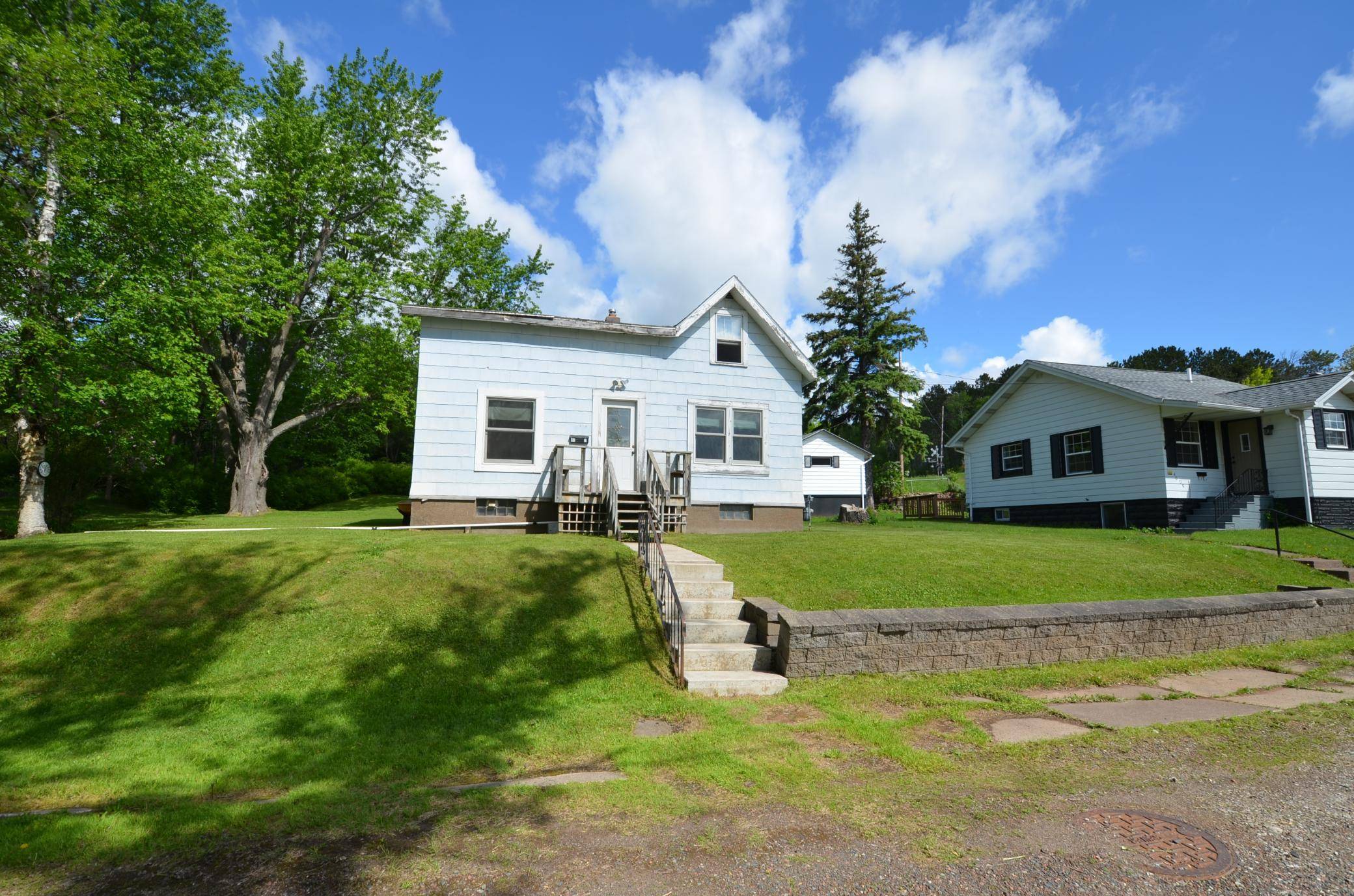 4011 W 9th ST, Duluth, MN 55807