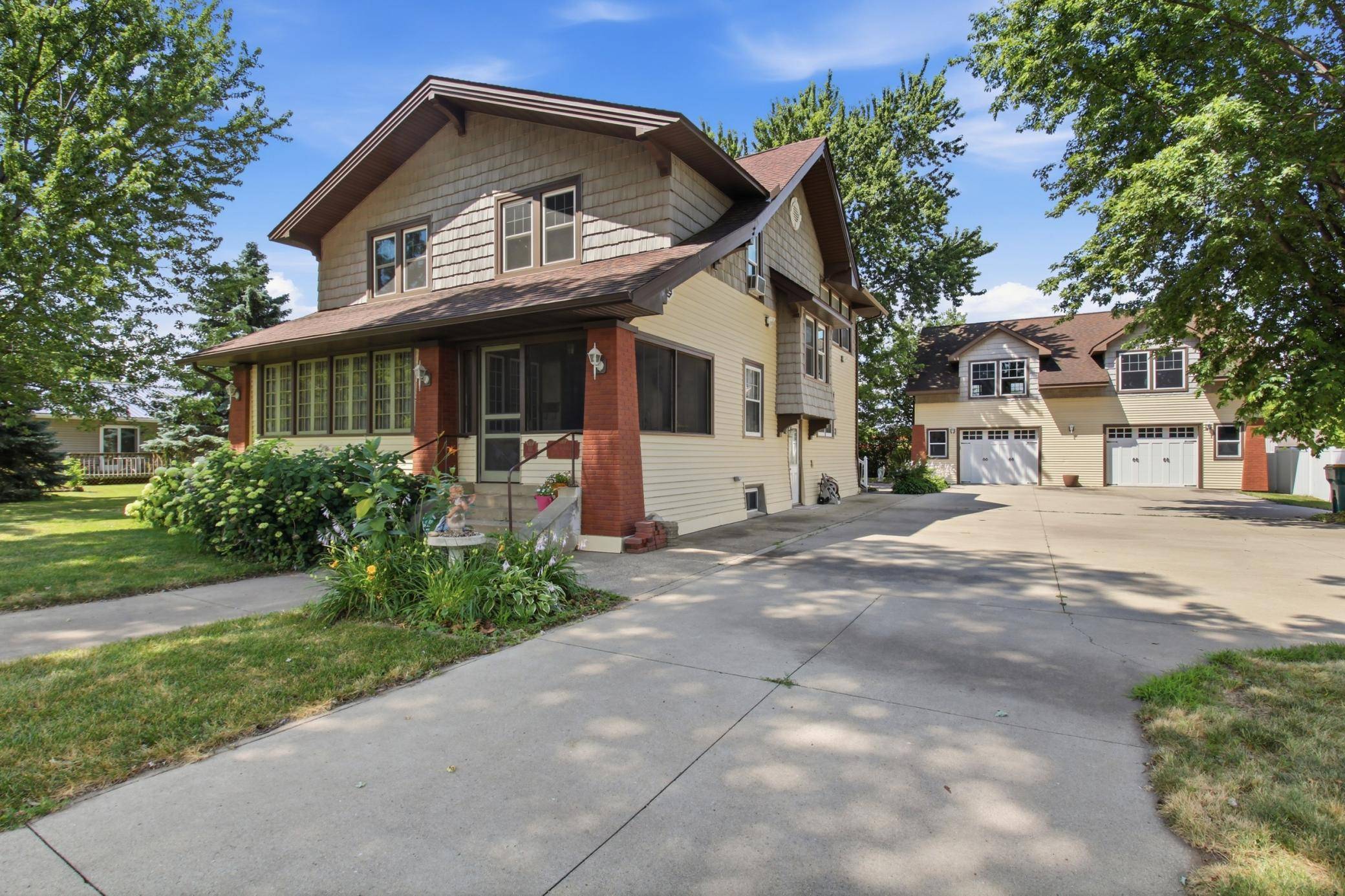 611 N Marshall AVE, Litchfield, MN 55355