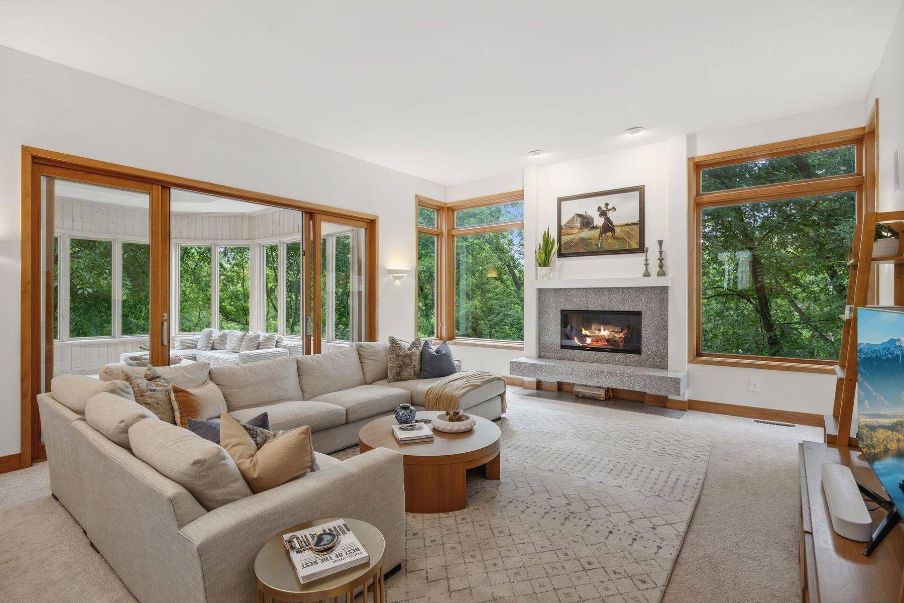 5429 Vining Point RD, Minnetonka, MN 55345