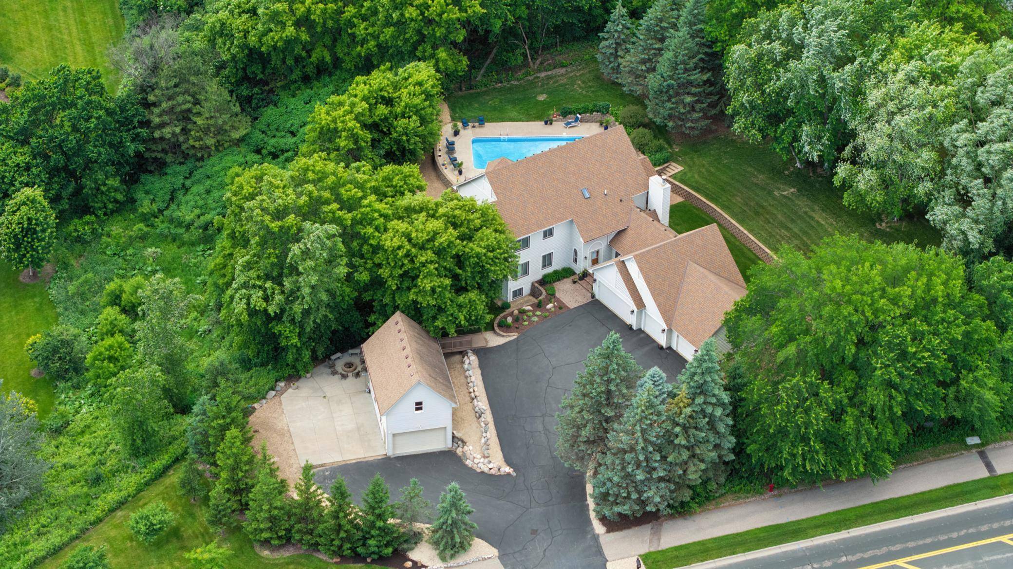 8850 Audubon RD, Chanhassen, MN 55317