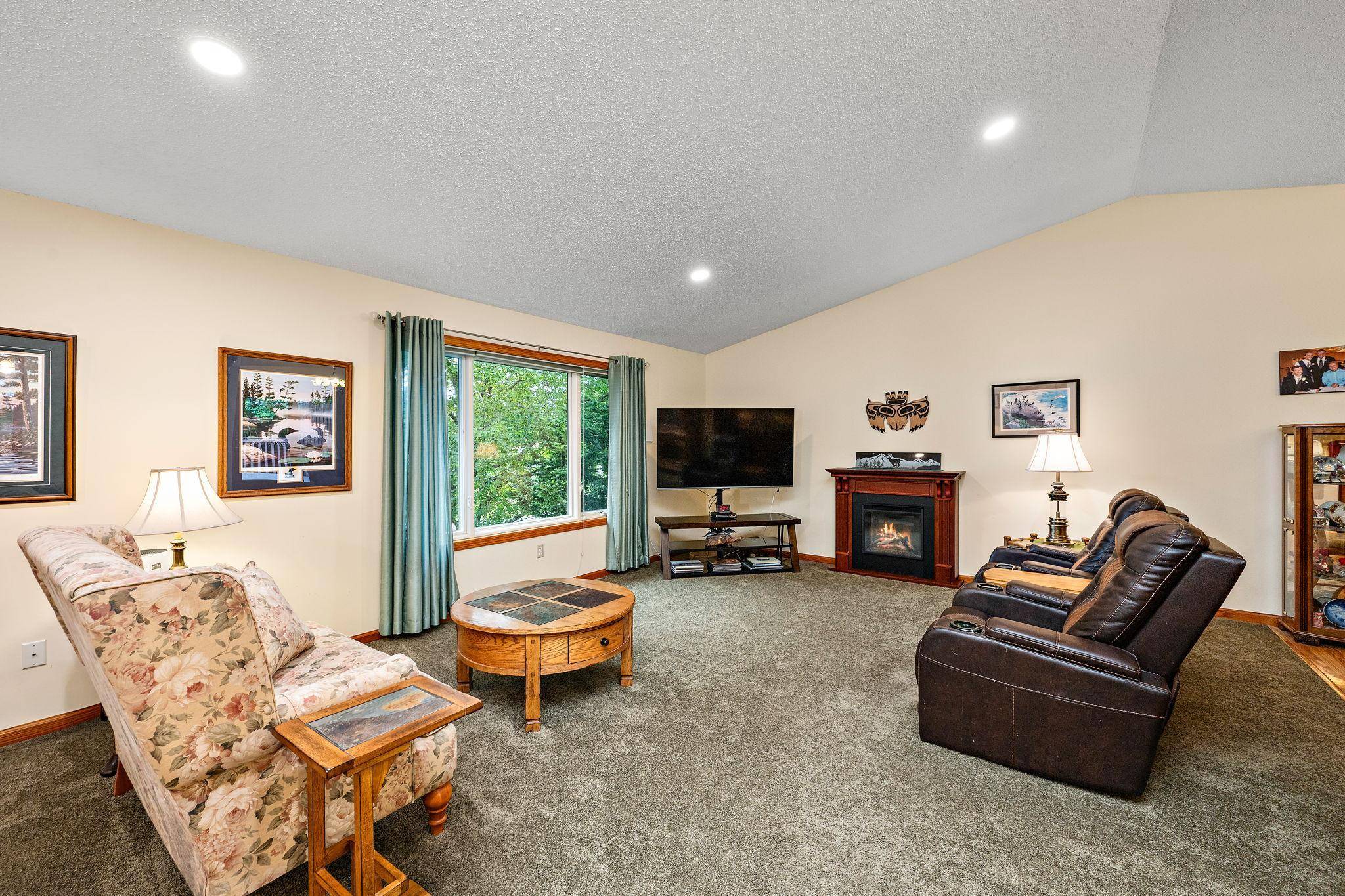 4151 Valley View ST, Saint Bonifacius, MN 55375