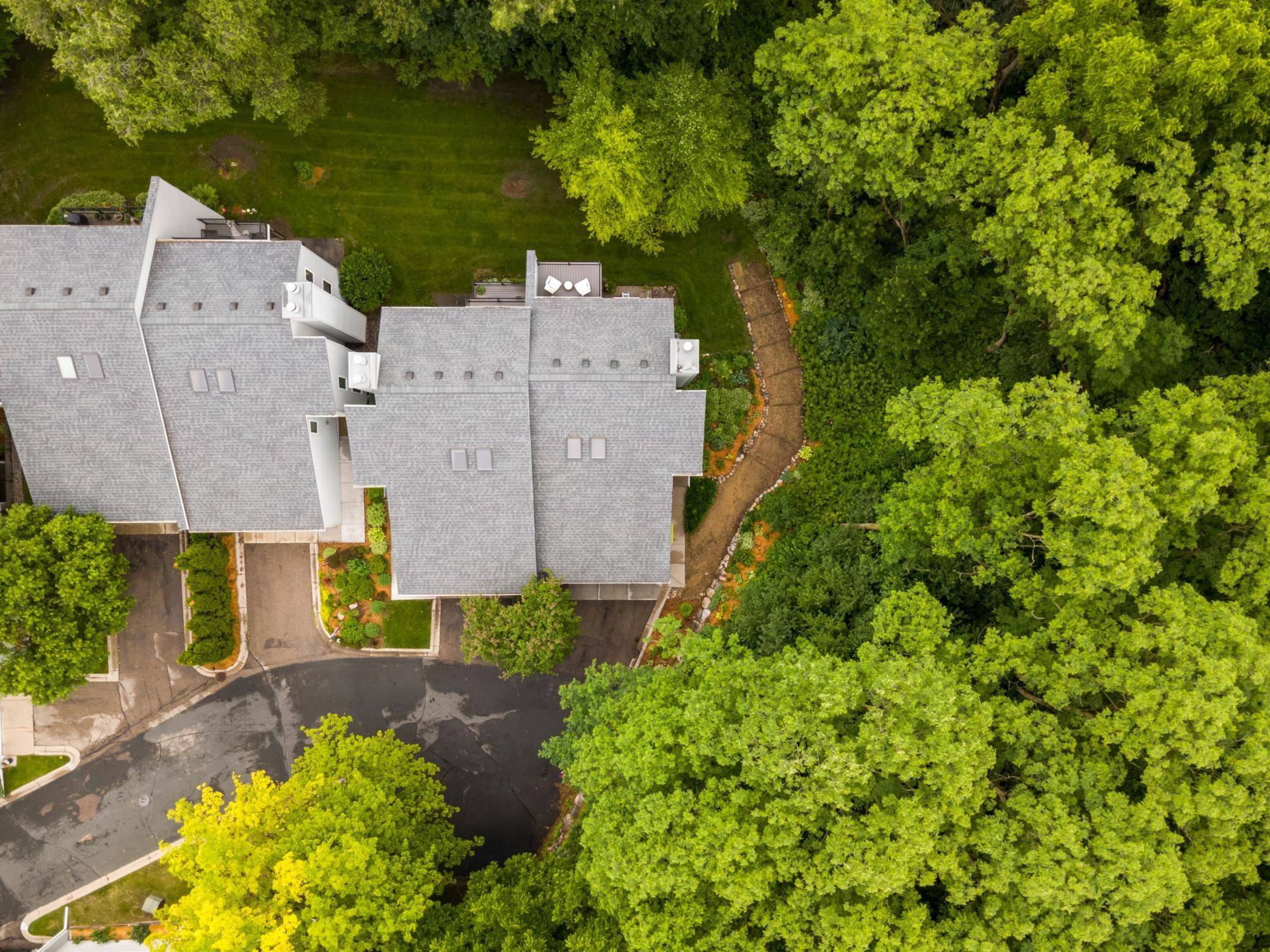 14463 Stewart LN, Minnetonka, MN 55345