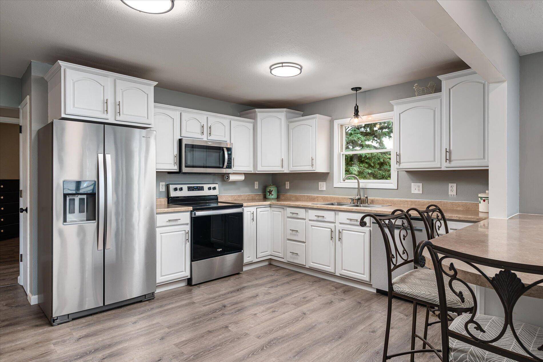 731 N 4th ST, La Crescent, MN 55947