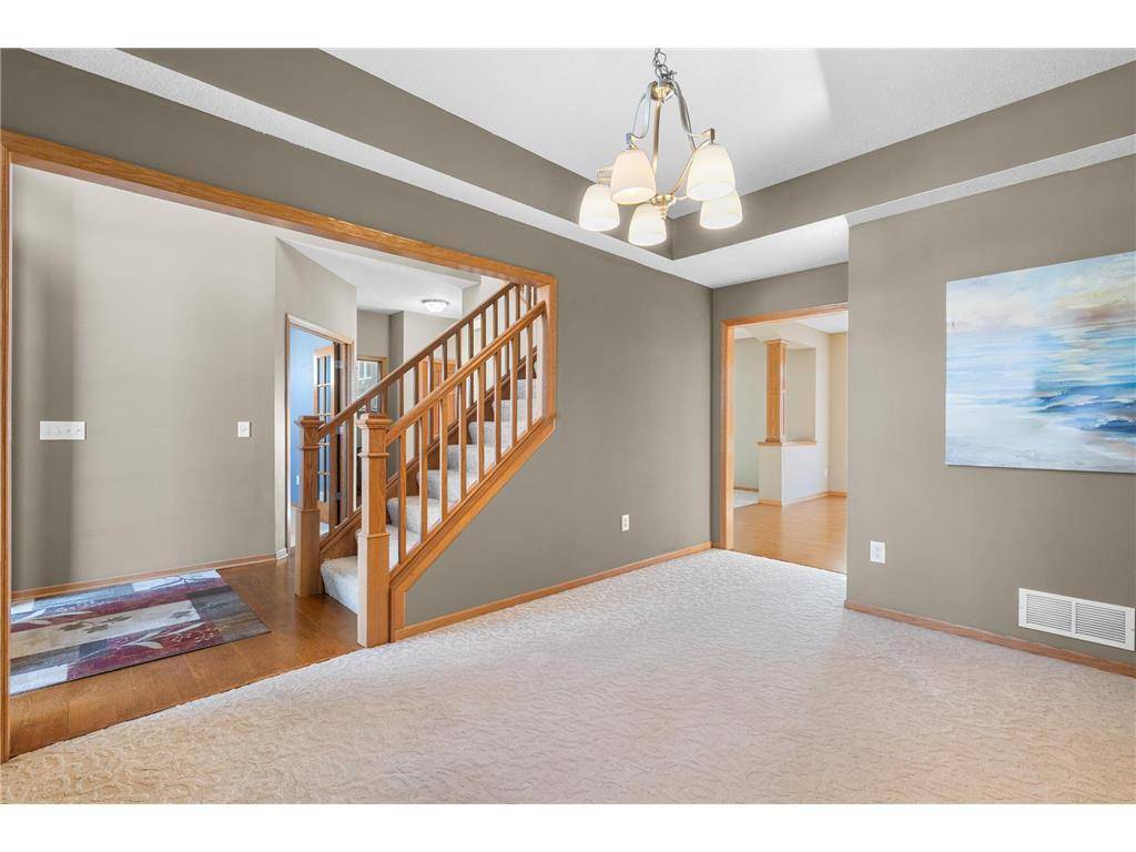 10543 Noble CIR N, Brooklyn Park, MN 55443