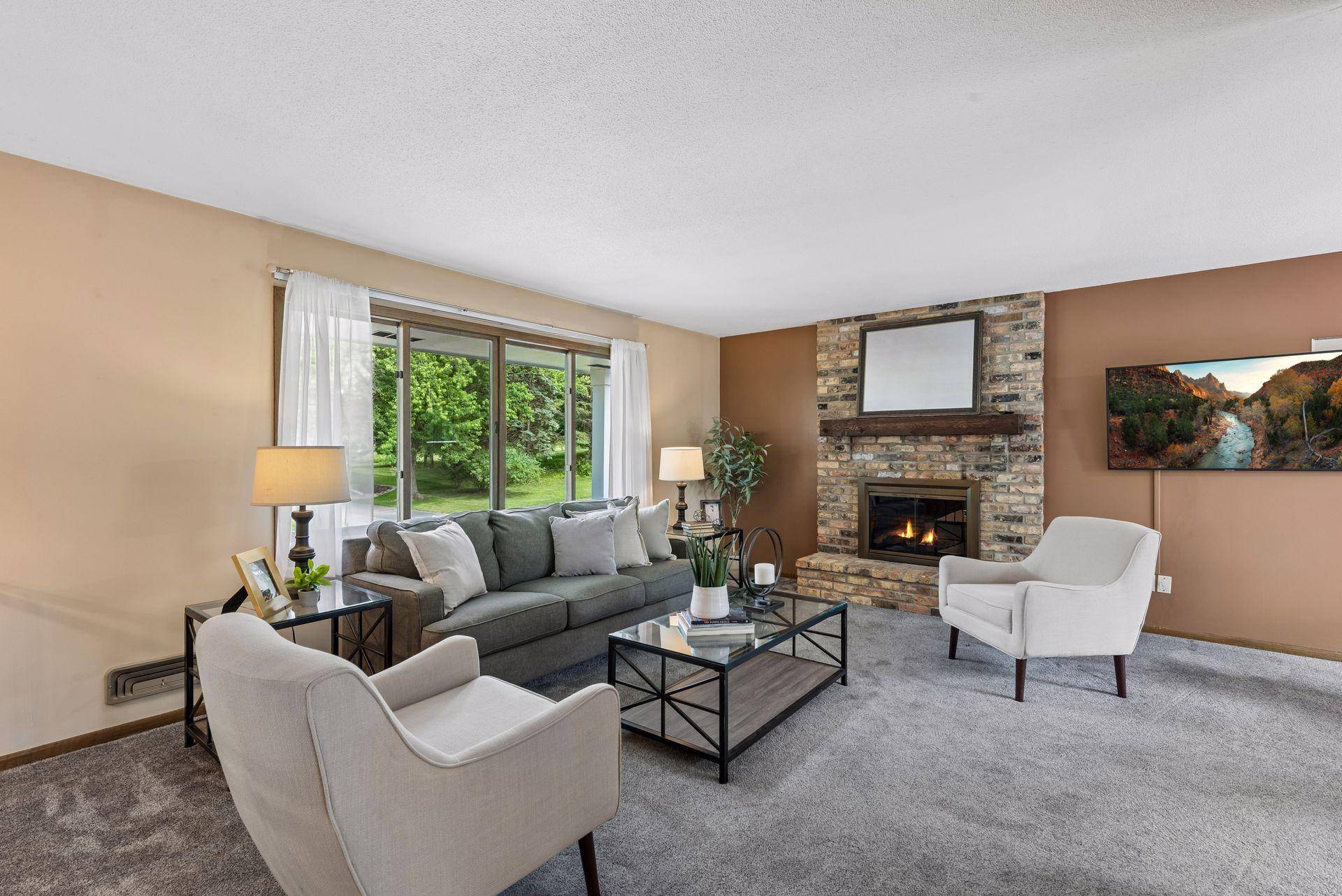 5900 Afton RD, Shorewood, MN 55331