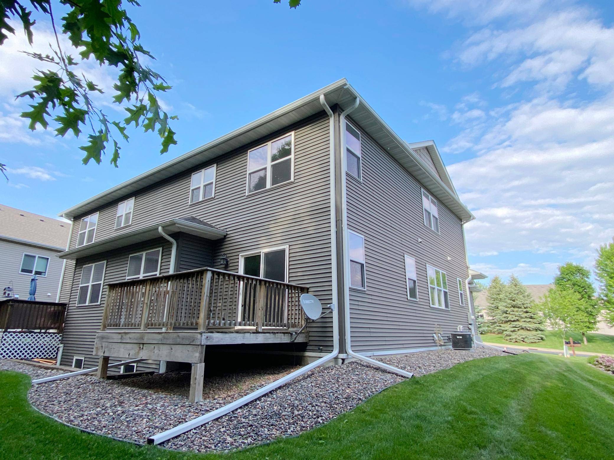 6060 Boulder Ridge DR, Rockford, MN 55373