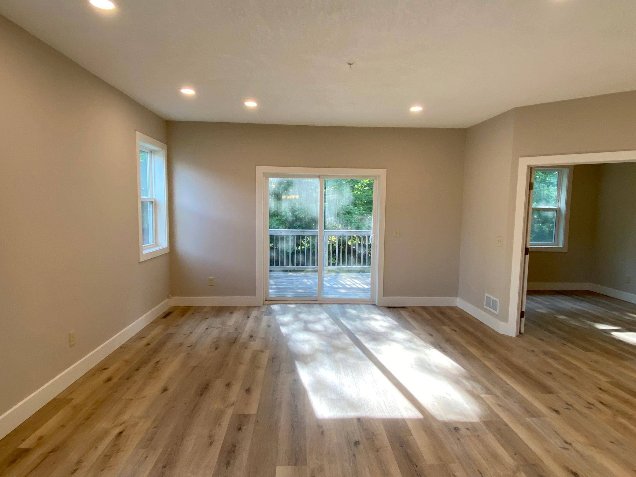 6060 Boulder Ridge DR, Rockford, MN 55373