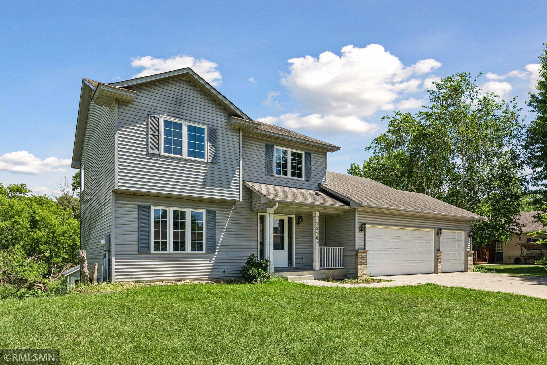 1216 Cuylle Bay, Faribault, MN 55021