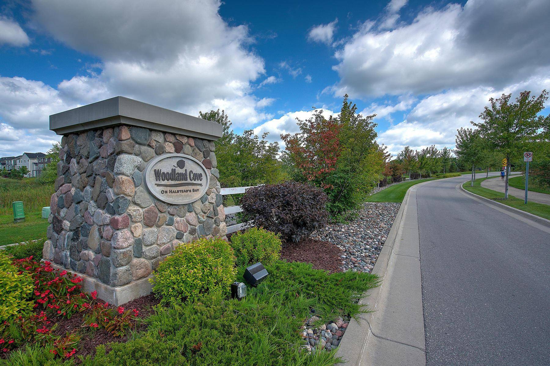 6609 Wolfberry Curve, Minnetrista, MN 55331