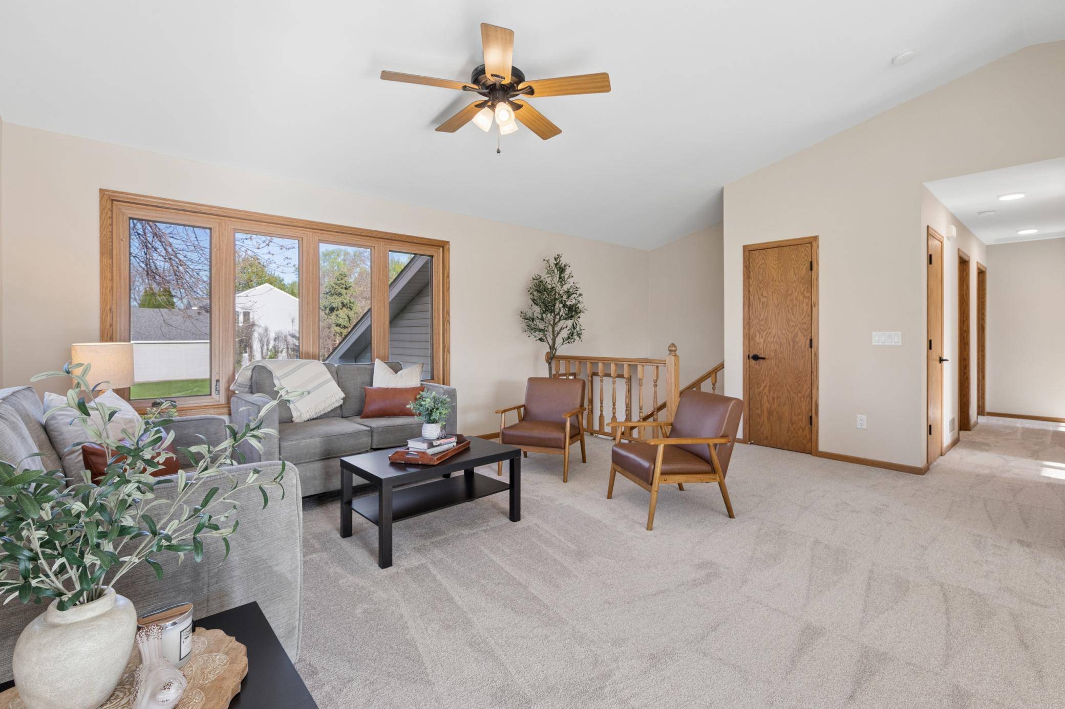 1193 Shawmut ST S, Shakopee, MN 55379