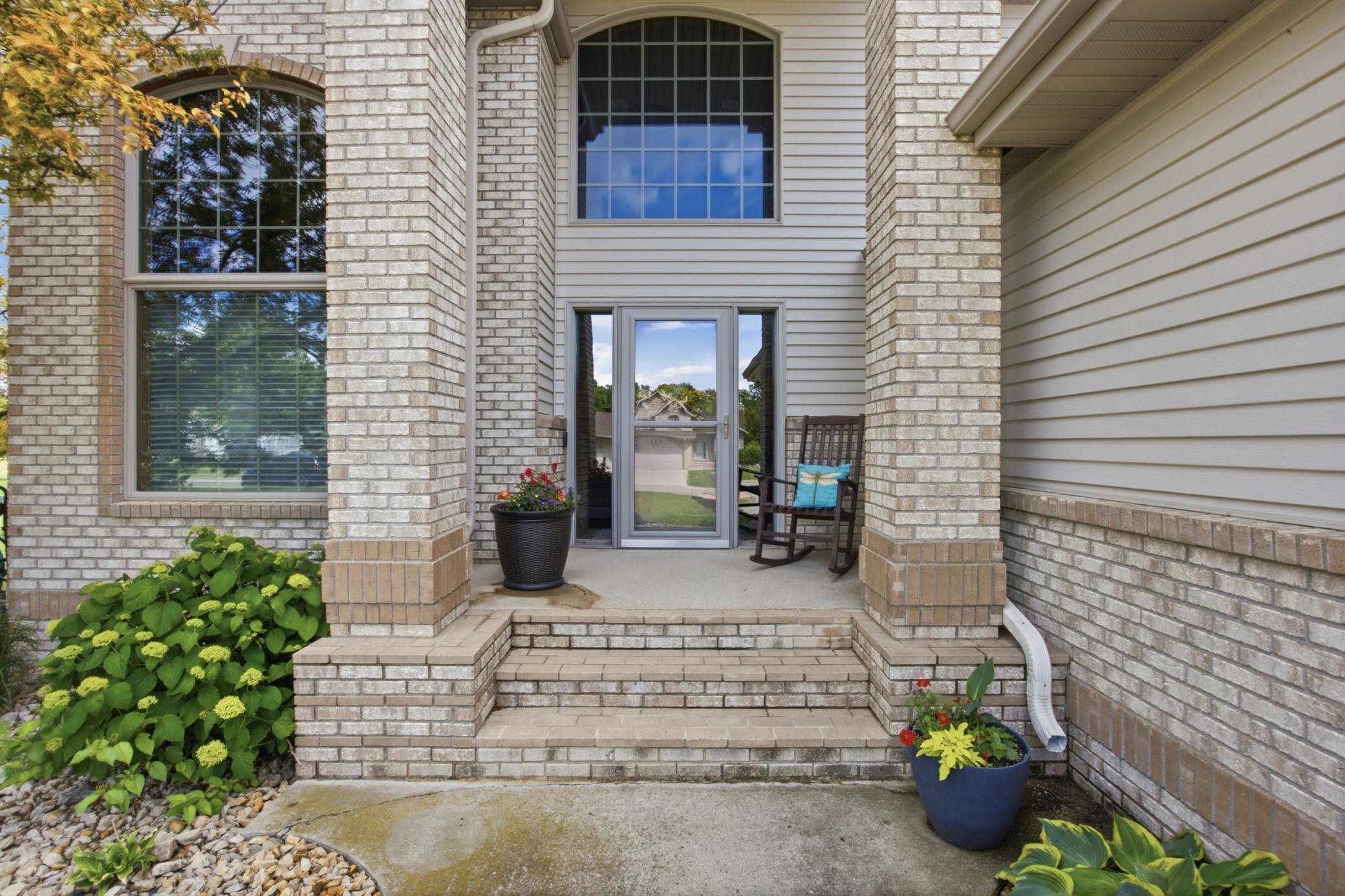 5012 2nd ST E, West Fargo, ND 58078