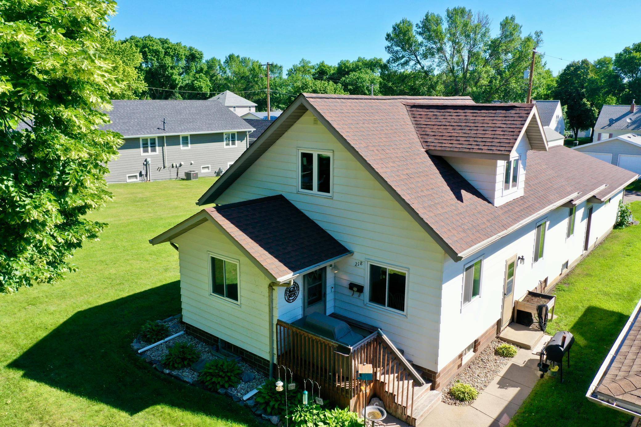 218 1st ST NE, Clara City, MN 56222
