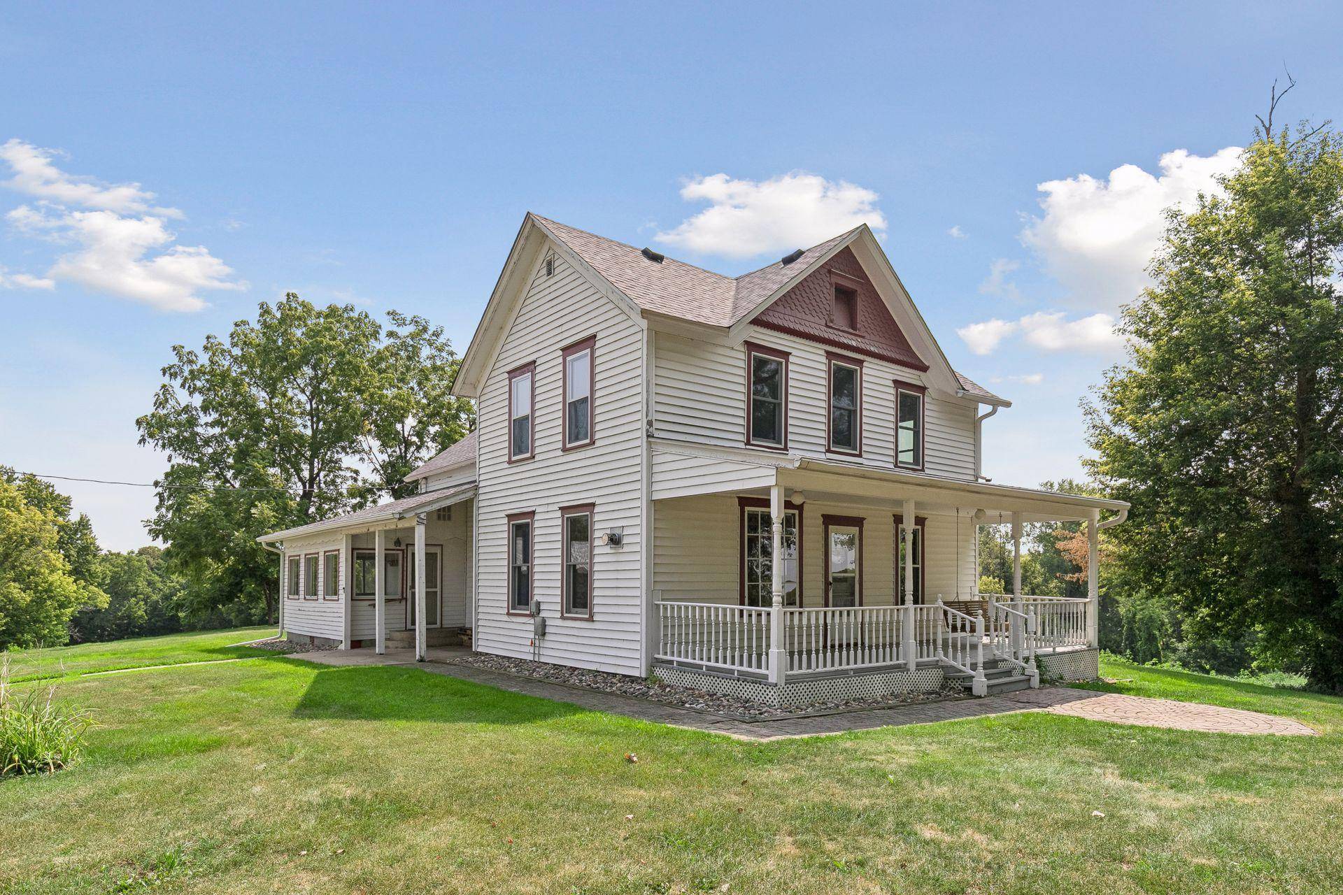 5811 Mount Carmel RD, Welch, MN 55089