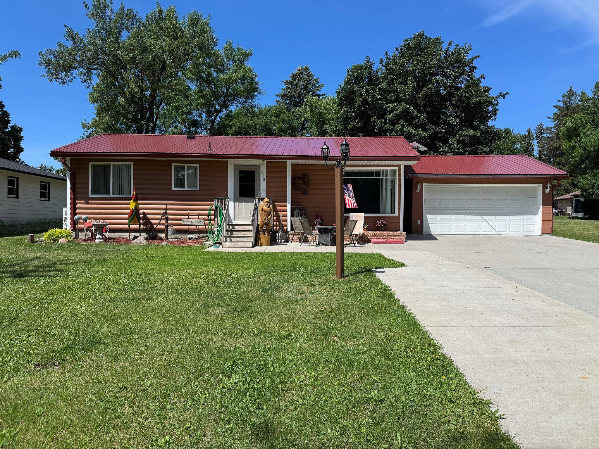 118 3rd ST SW, Rothsay, MN 56579
