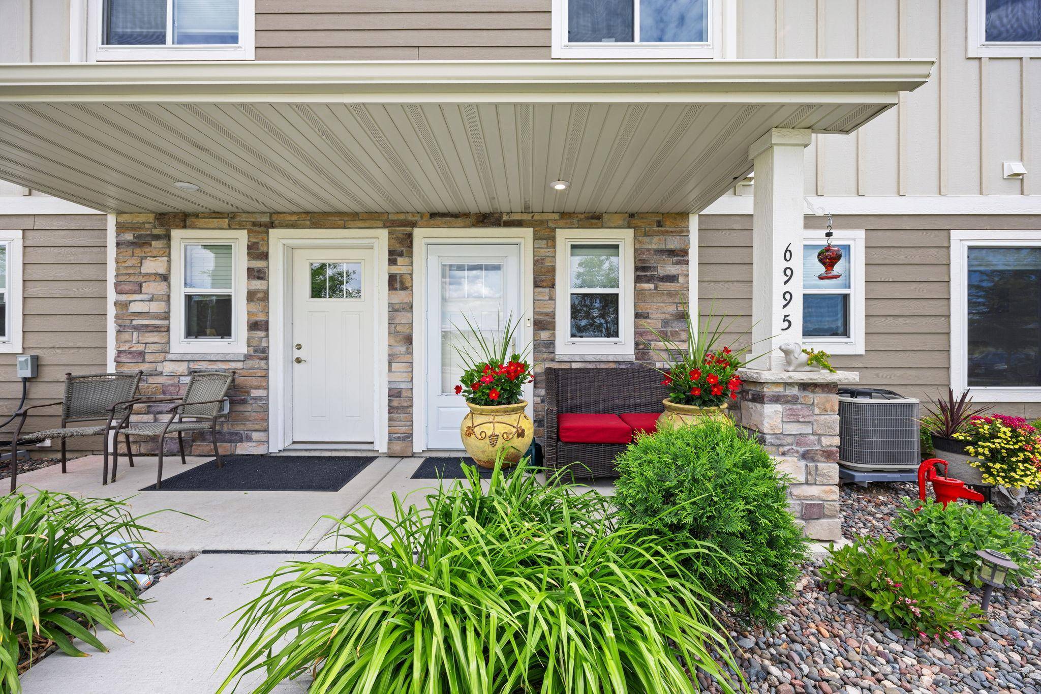 6995 Linwood DR NE, Albertville, MN 55301