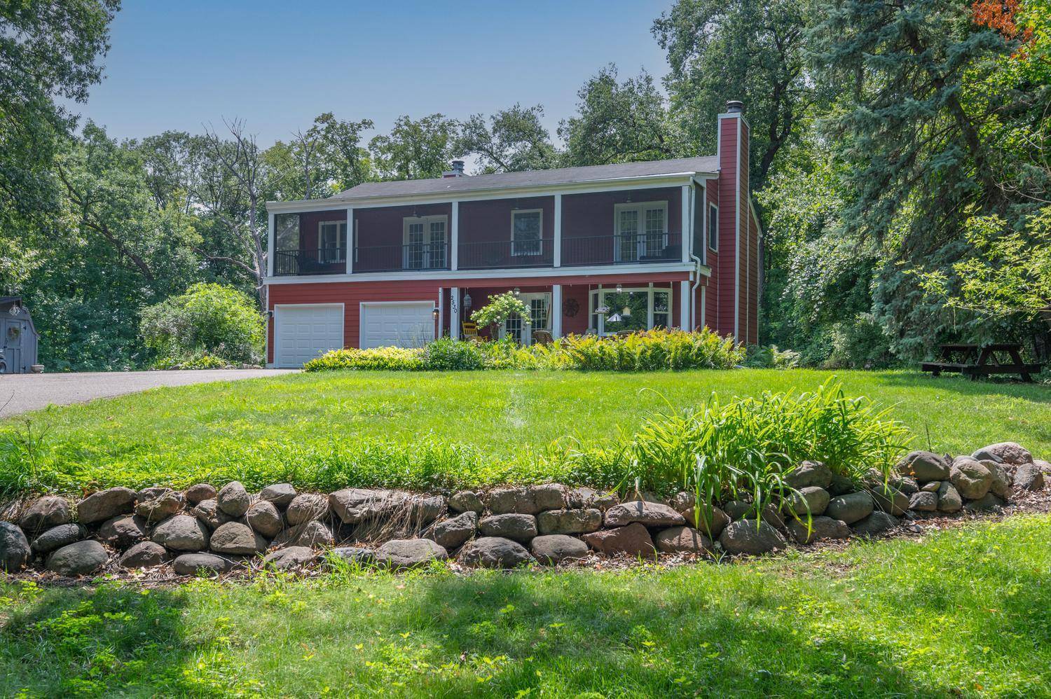 2530 Old Beach RD, Wayzata, MN 55391