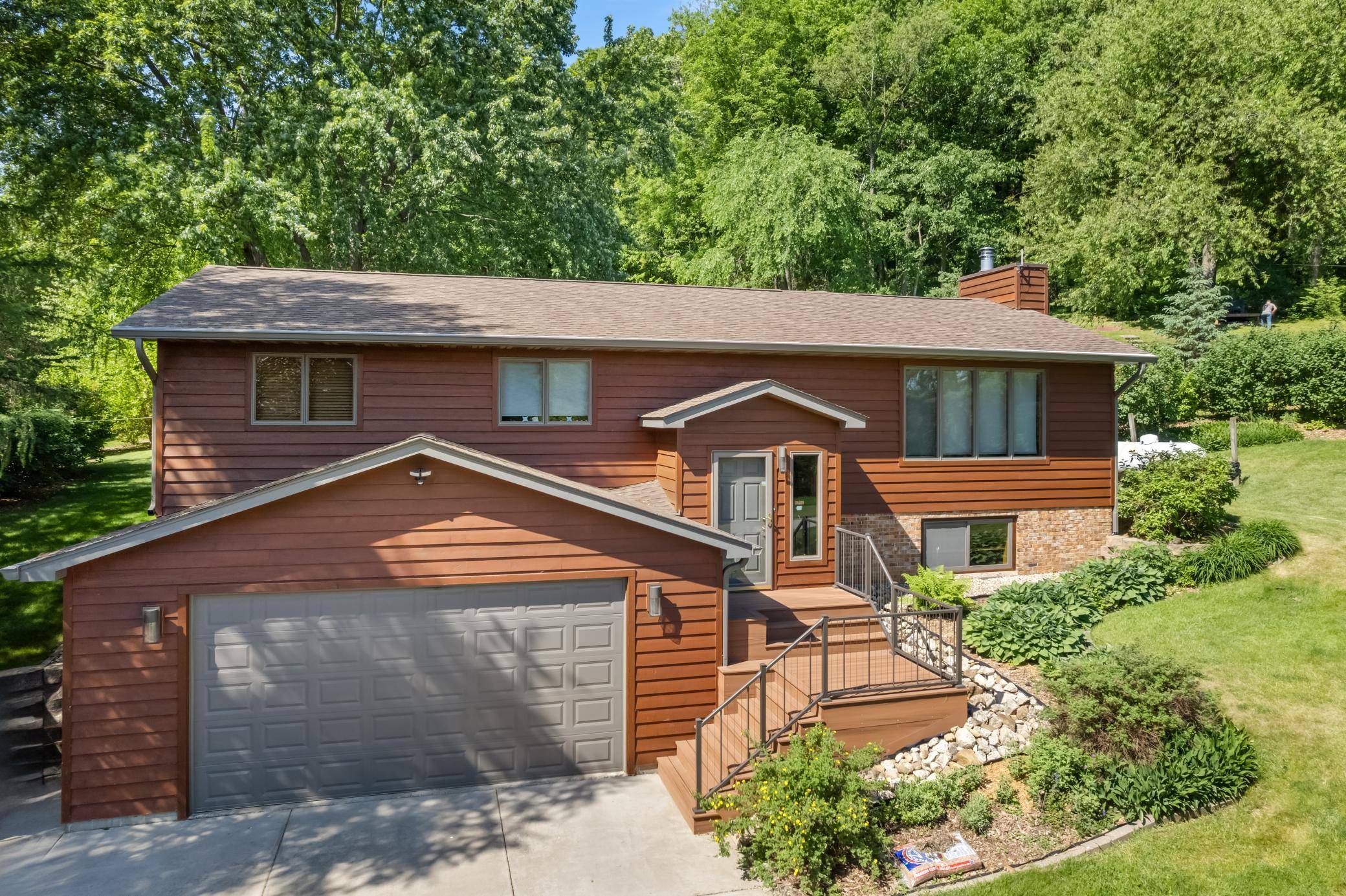 39109 Karen CT, Winona, MN 55987