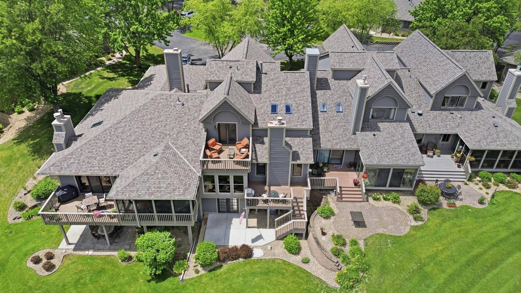 18118 Judicial WAY N, Lakeville, MN 55044